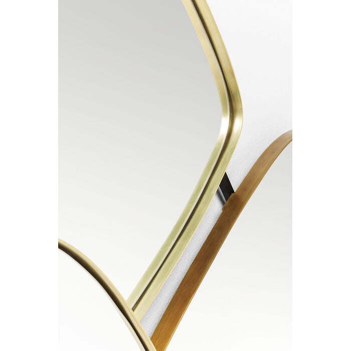 Formen spiegeln golden