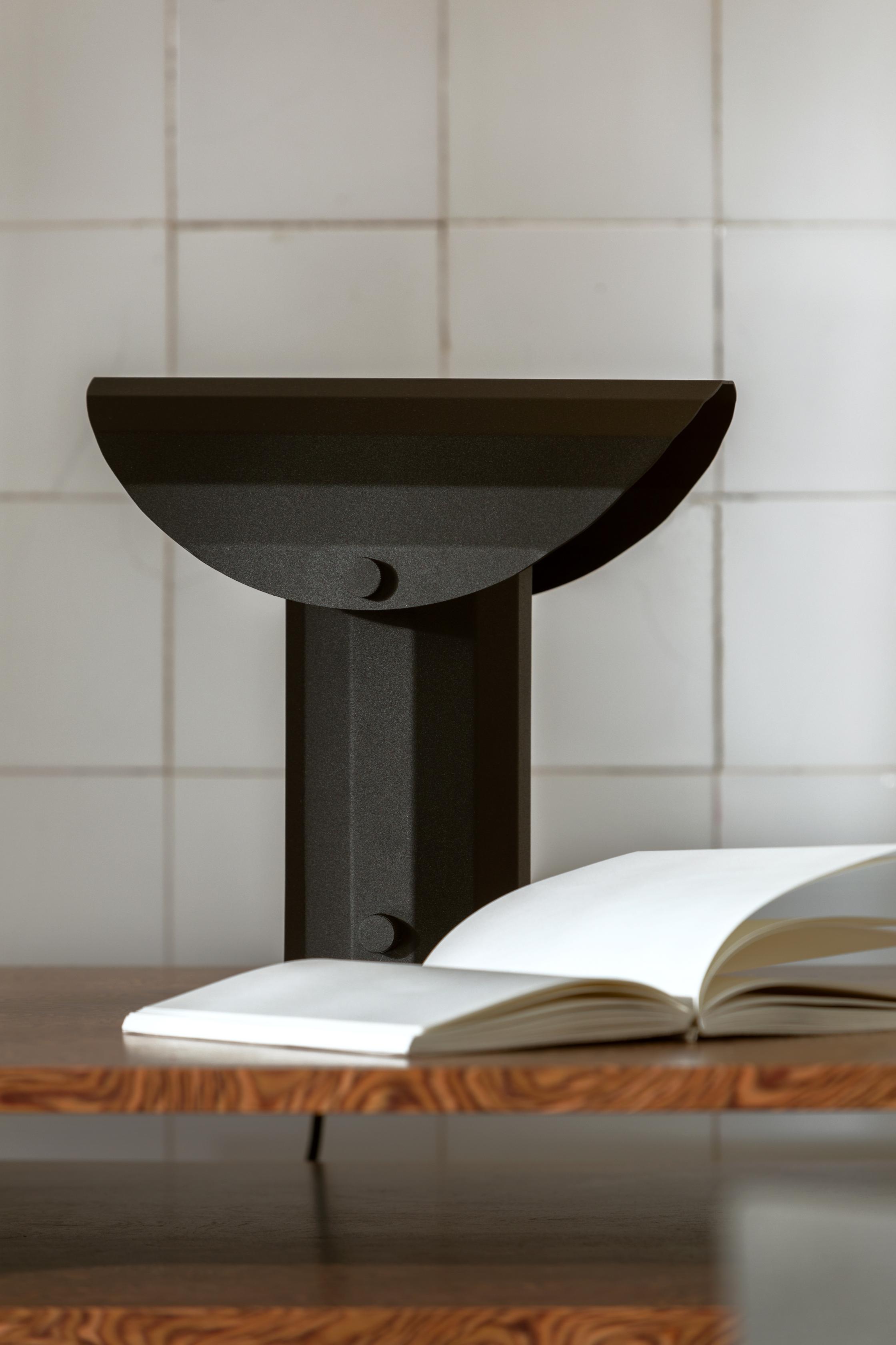 APOLIN black table lamp