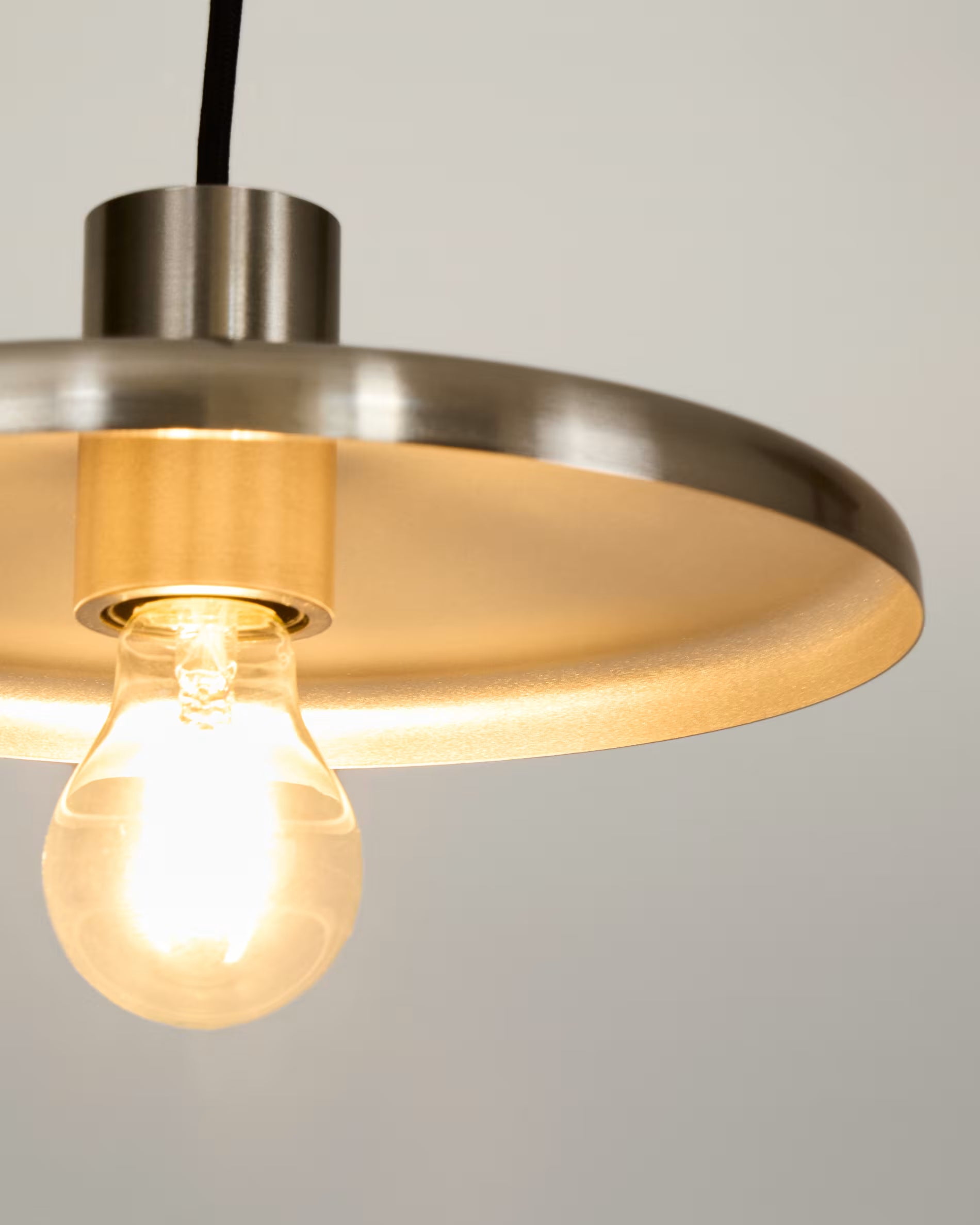 NUVIRA Silver Pendant Lamp