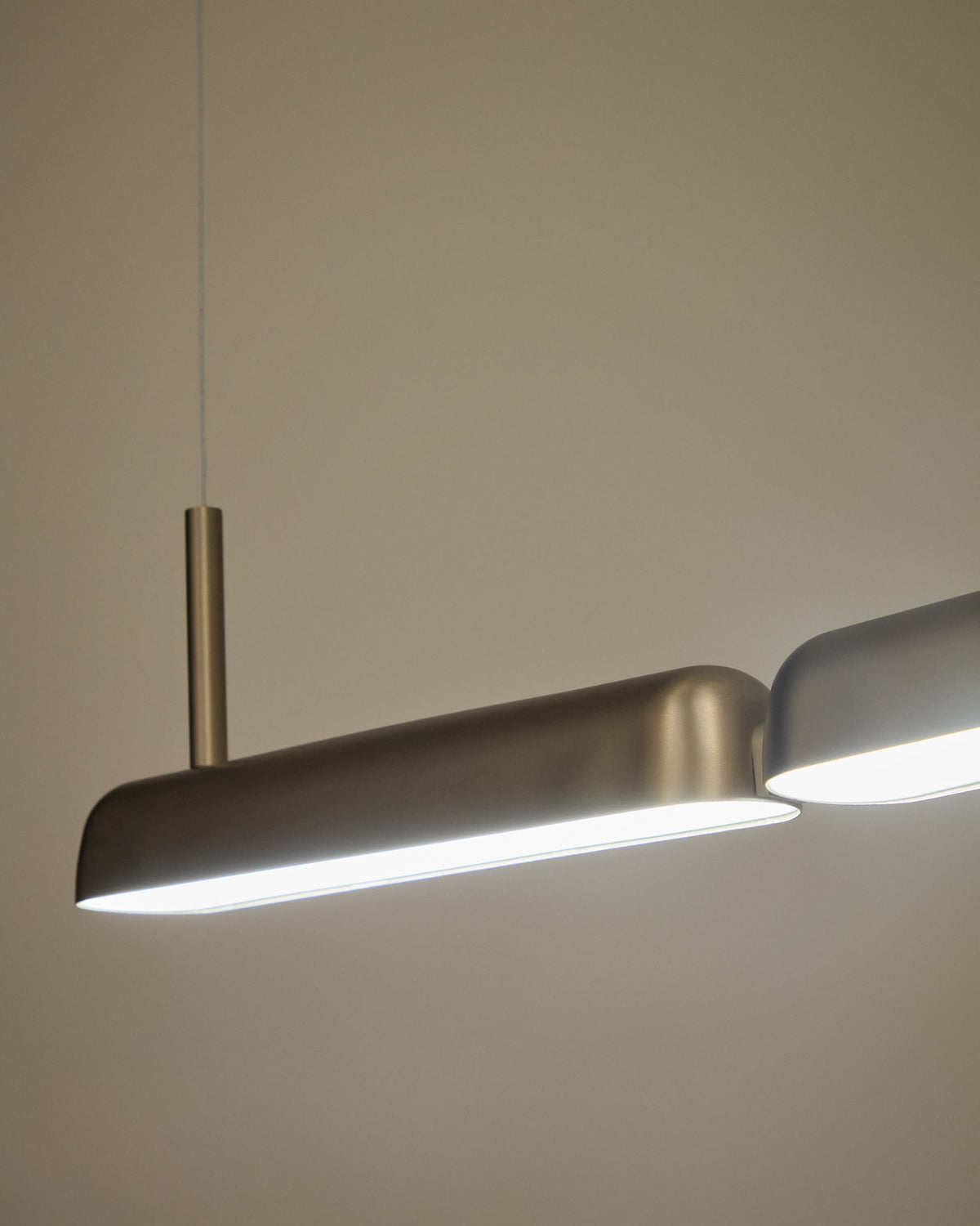 Lampa wisząca NELAIA szary – ujęcie 3