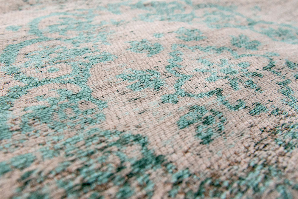 Green and beige oyster jade rug