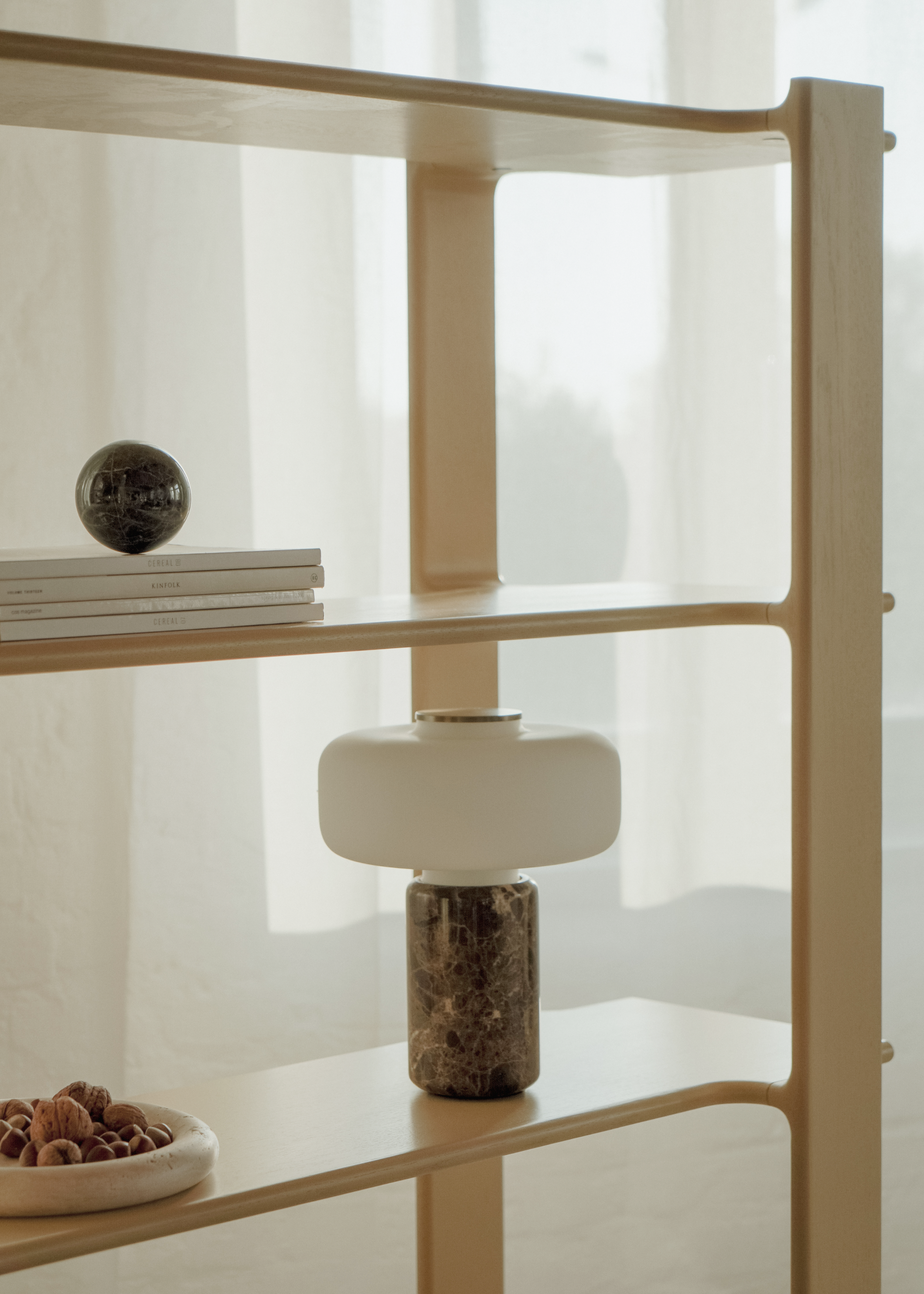 Regal LIGO aus rosa Eichenholz