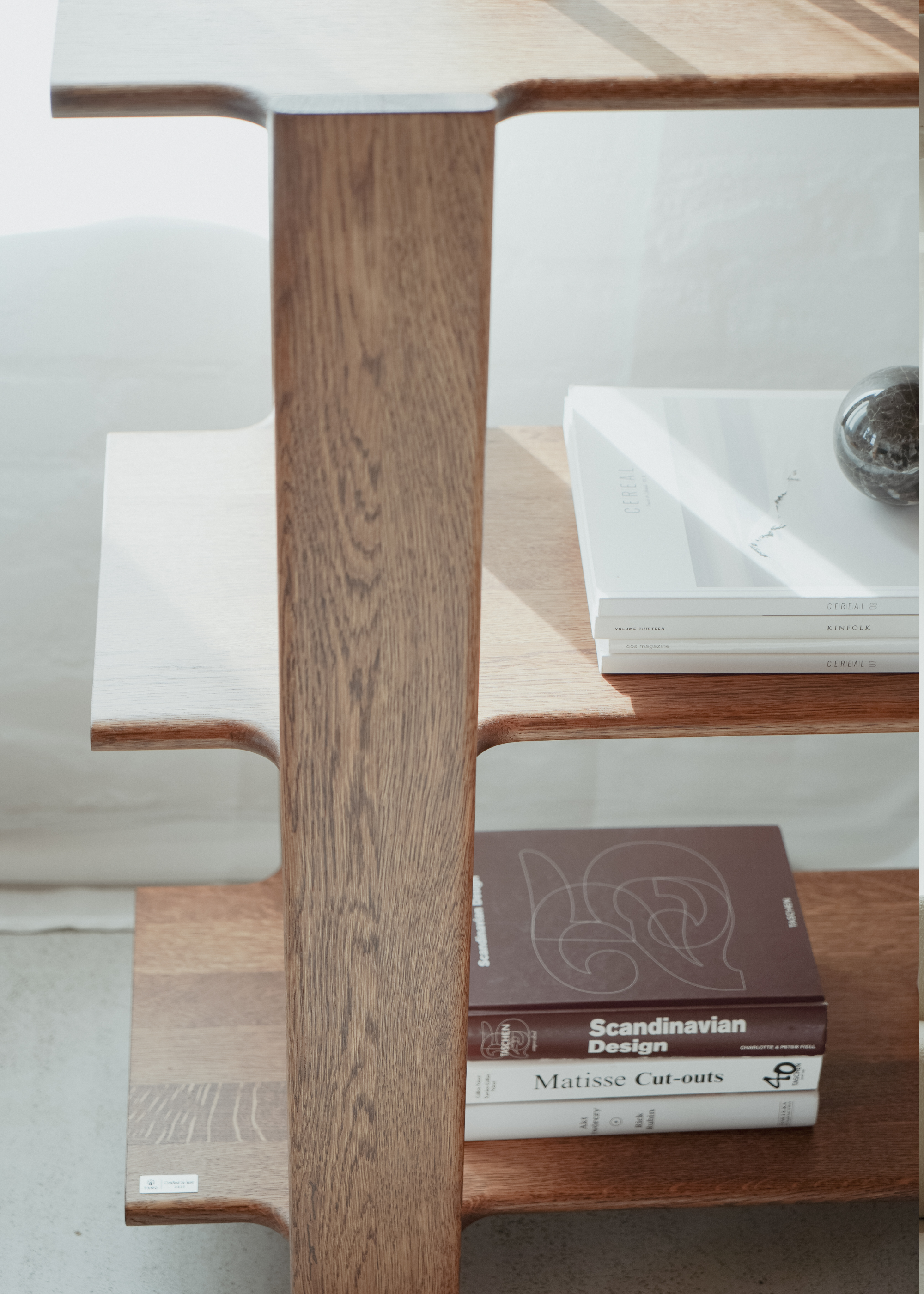 LIGO Shelf in Cobalt Oak Wood