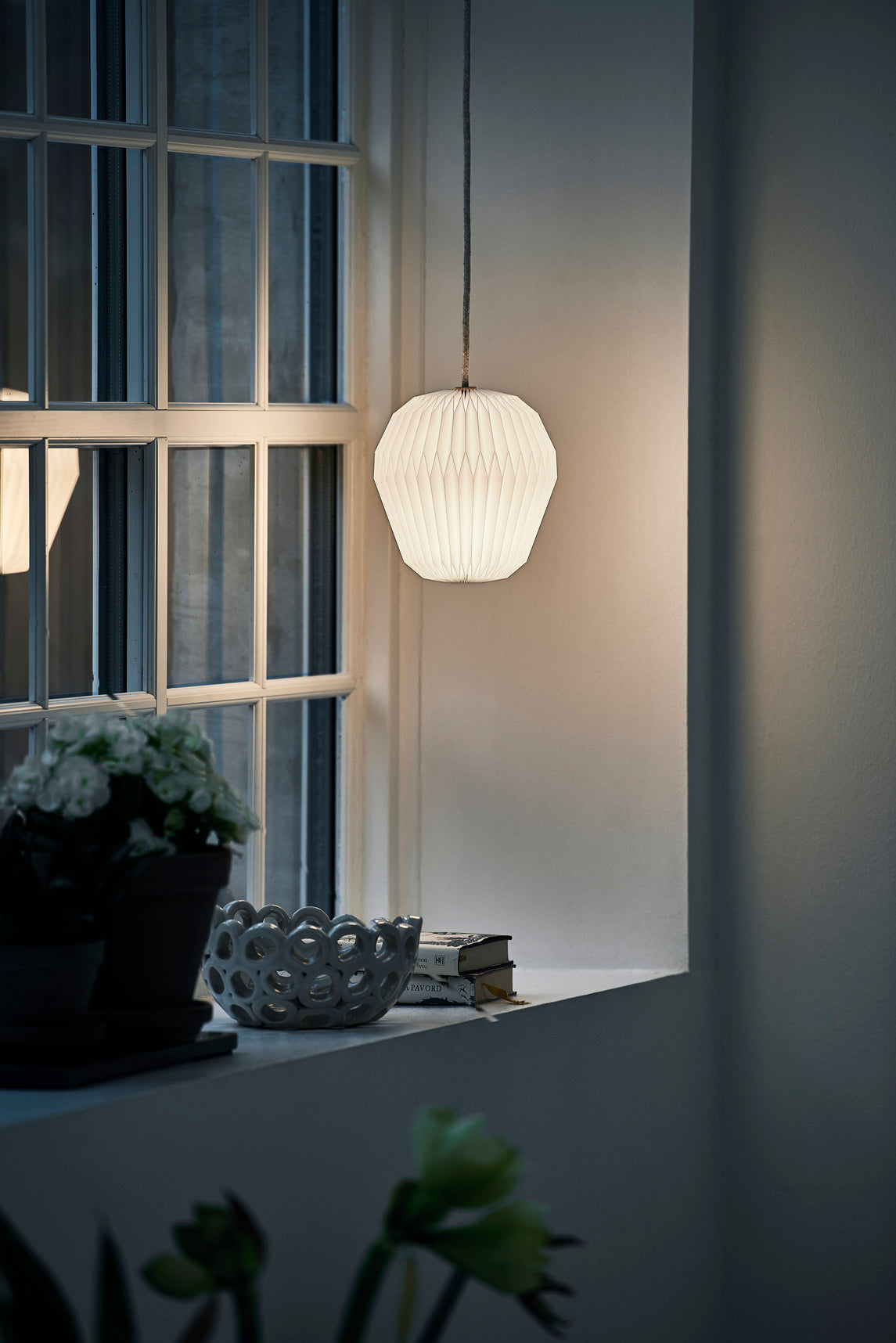 Hanging Lamp MODEL 130 BOUQUET 1 white