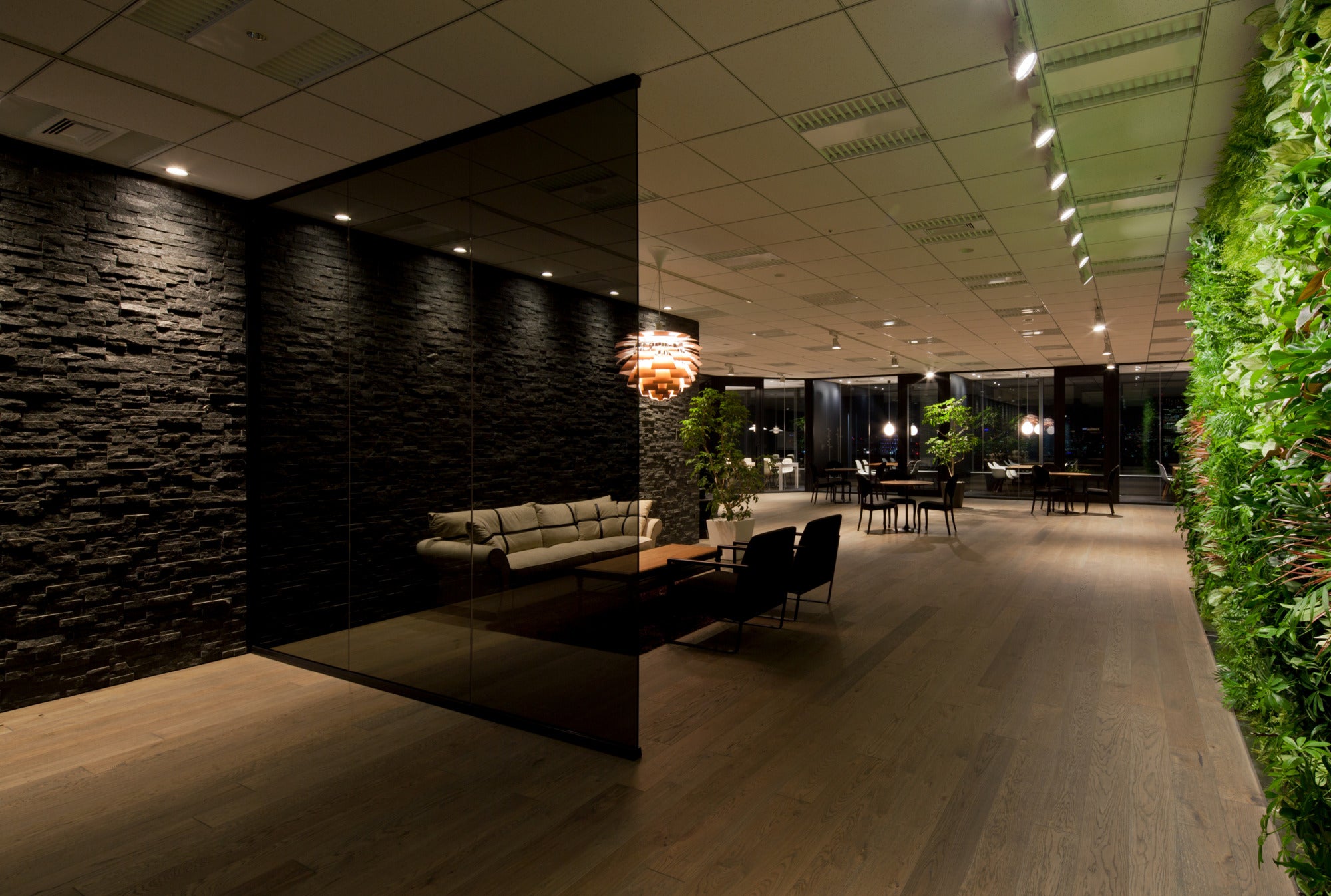 MOSER white pendant lamp