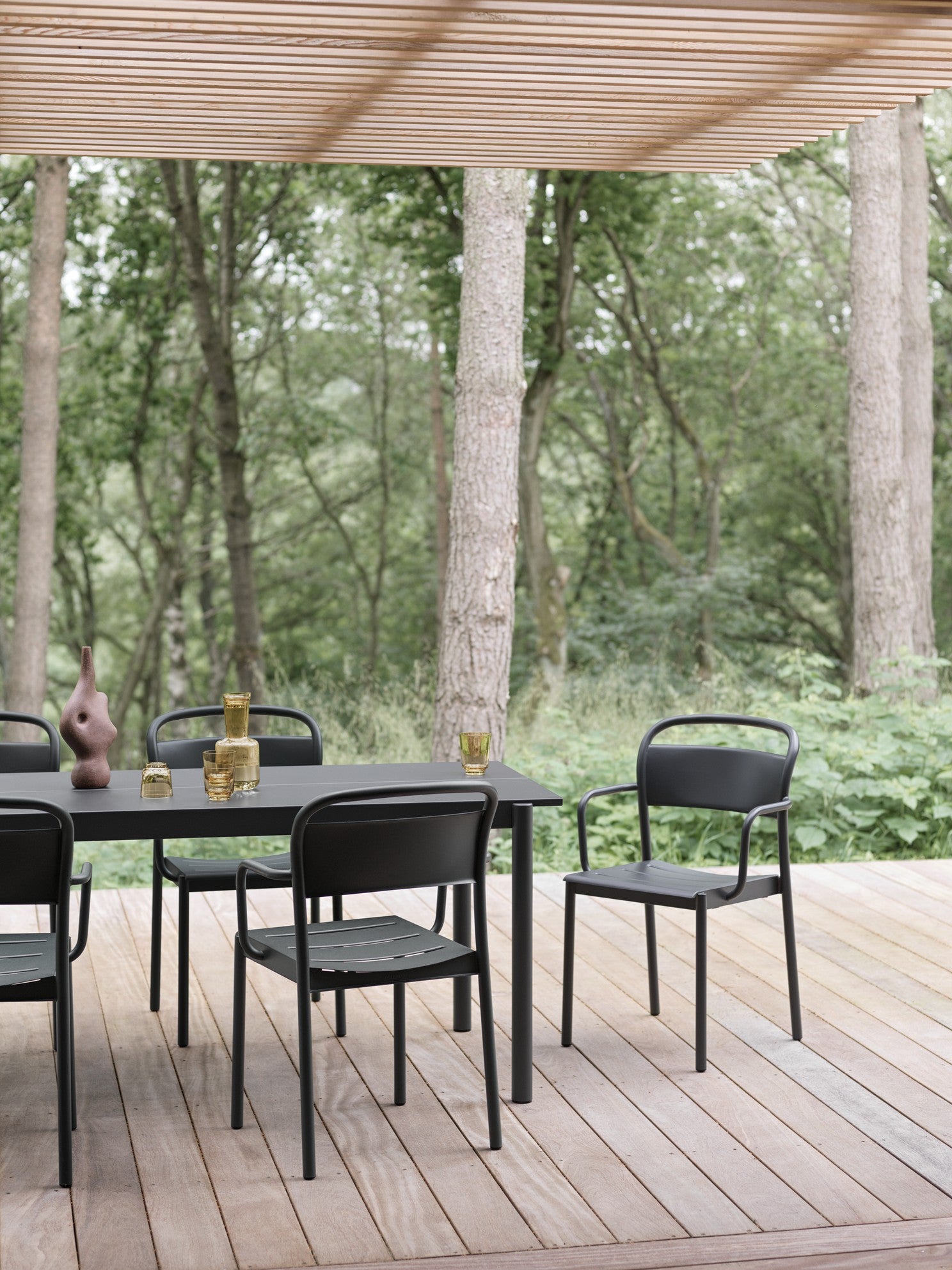 LINEAR Outdoor Armchair Black Steel