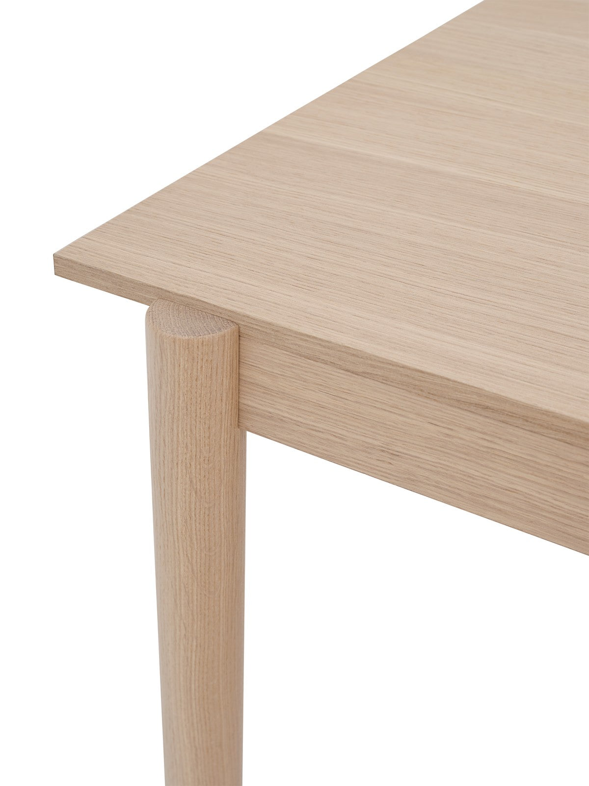 LINEAR SYSTEM Office Table - CONFIGURATION 1 oak veneer