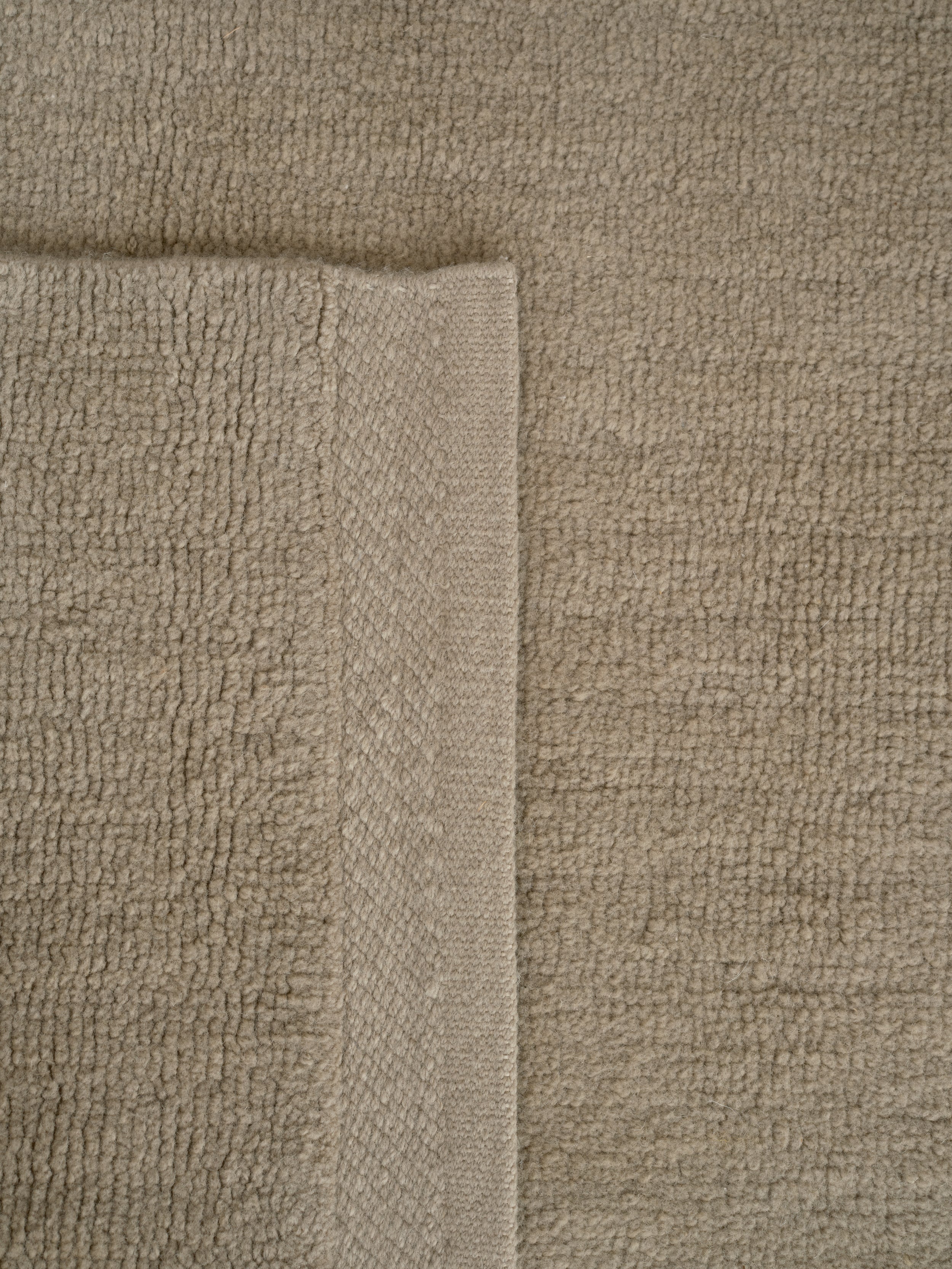 Teppich HUSHED FRAME dunkelbeige