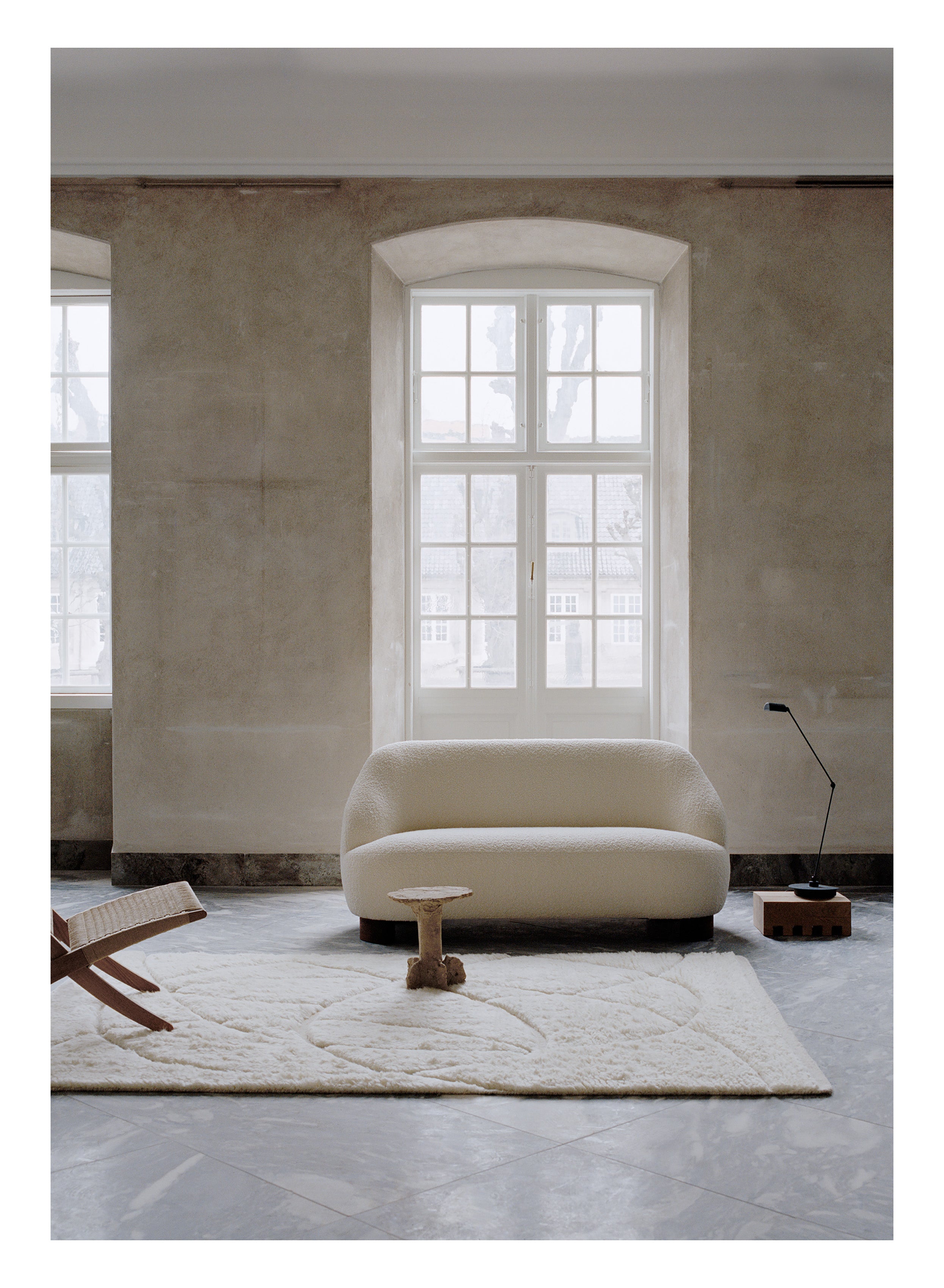 Teppich LINEAL SWEEP weiß mit beigem Muster