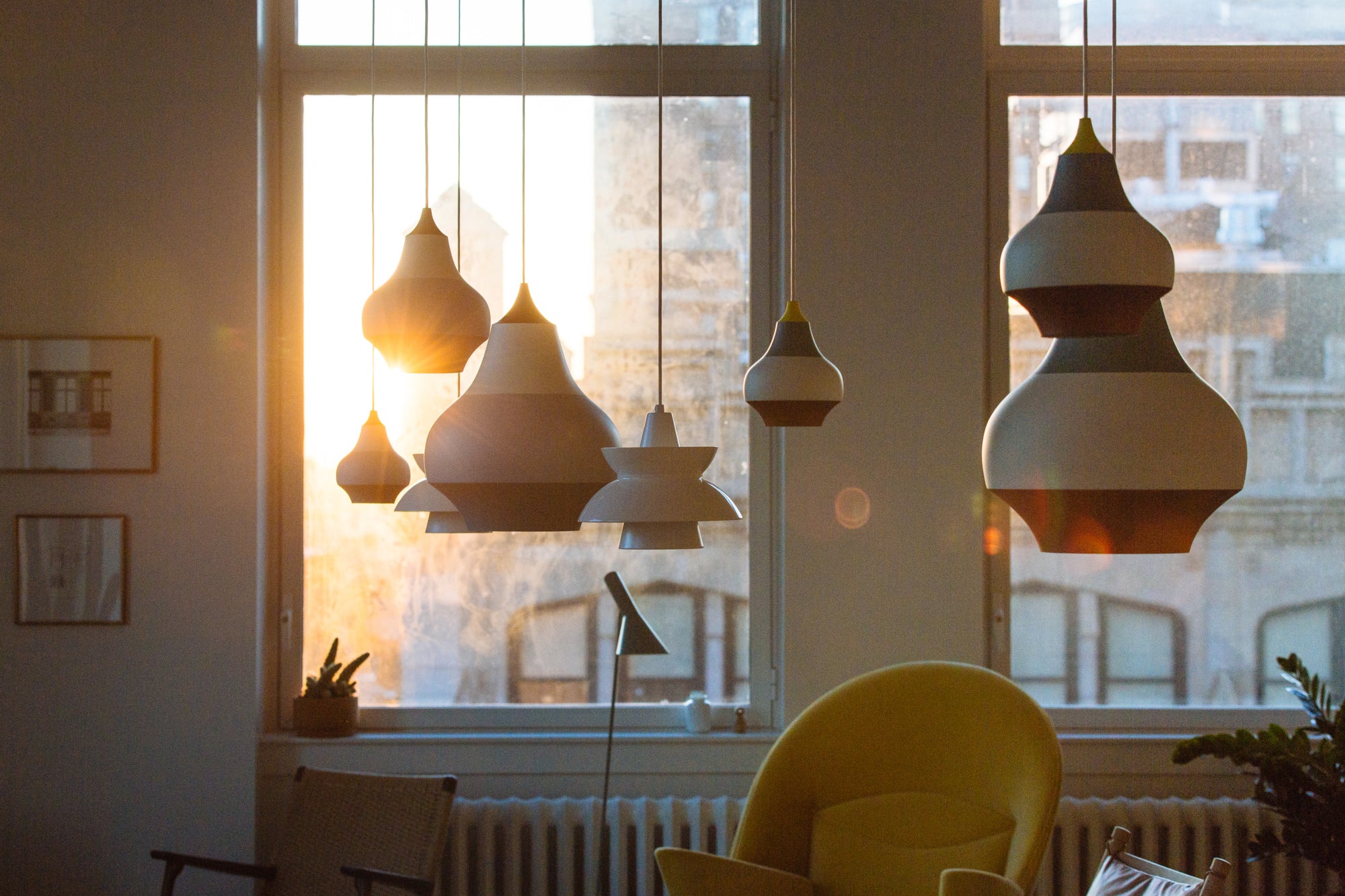 Pendant lamp CIRQUE yellow-green-blue with red tip