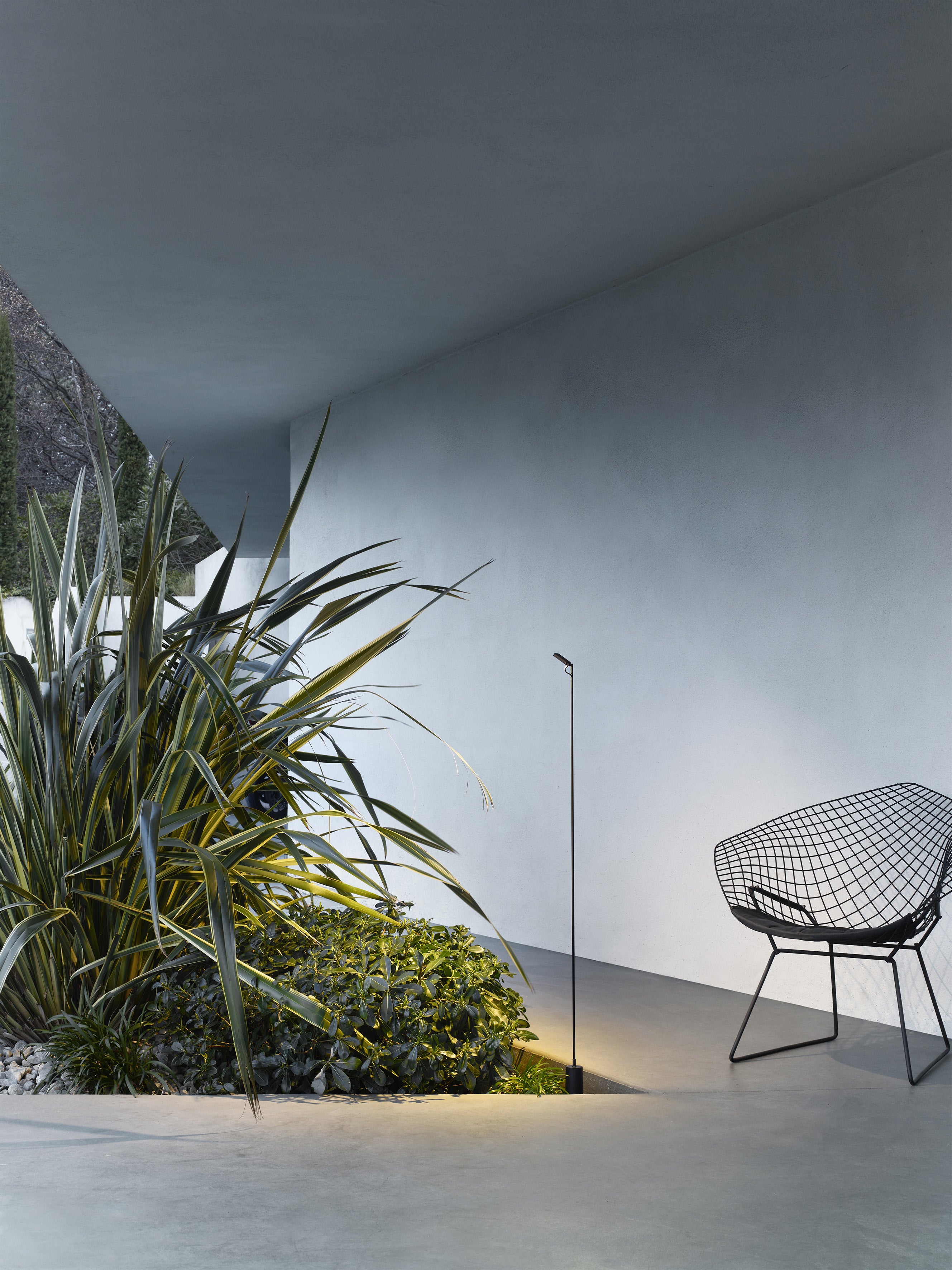 Single outer lamp Black Flia