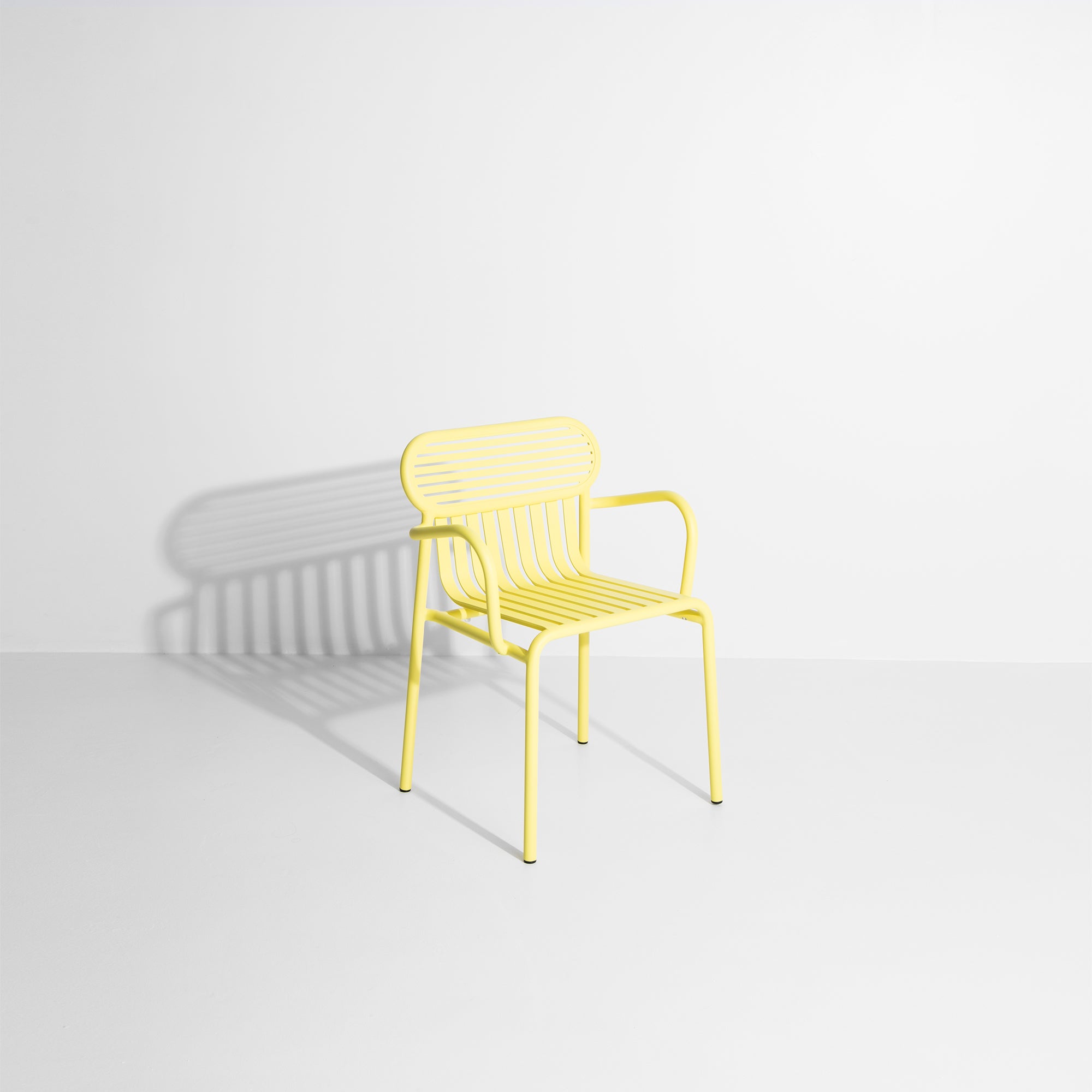 WEEK-END garden chair with armrests in bright yellow