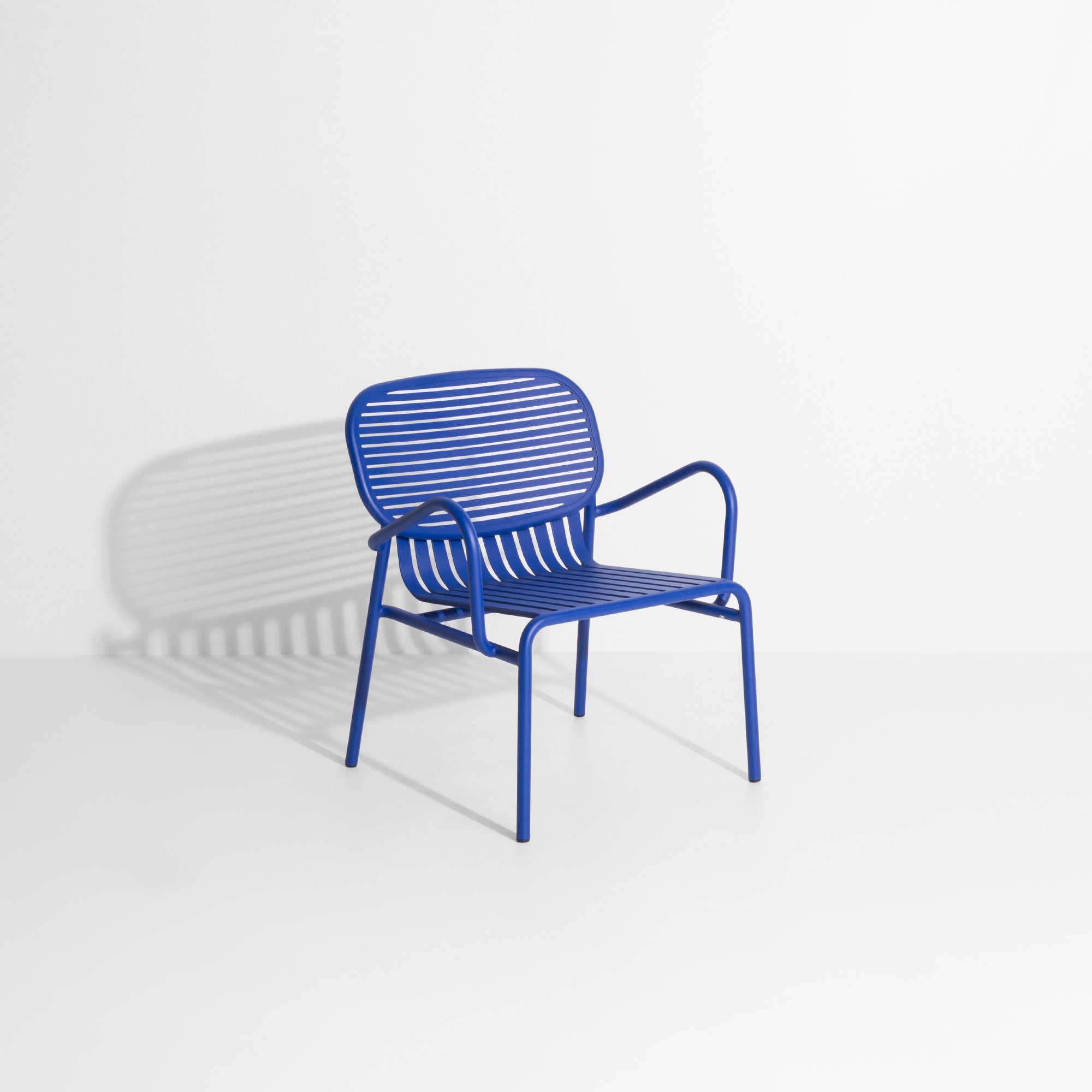 WEEK-END Dark Blue Garden Armchair