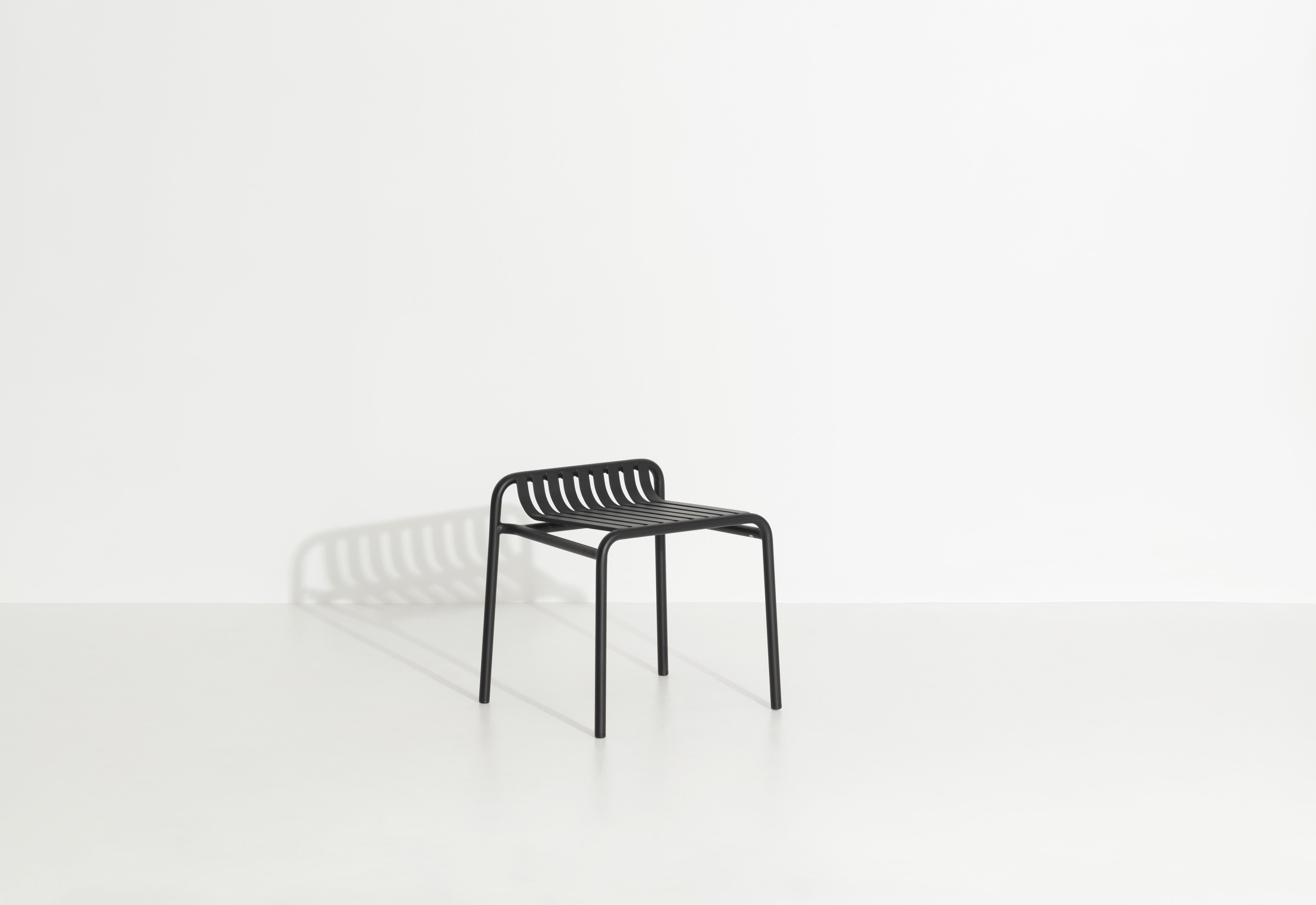 WEEK-END Black Garden Stool