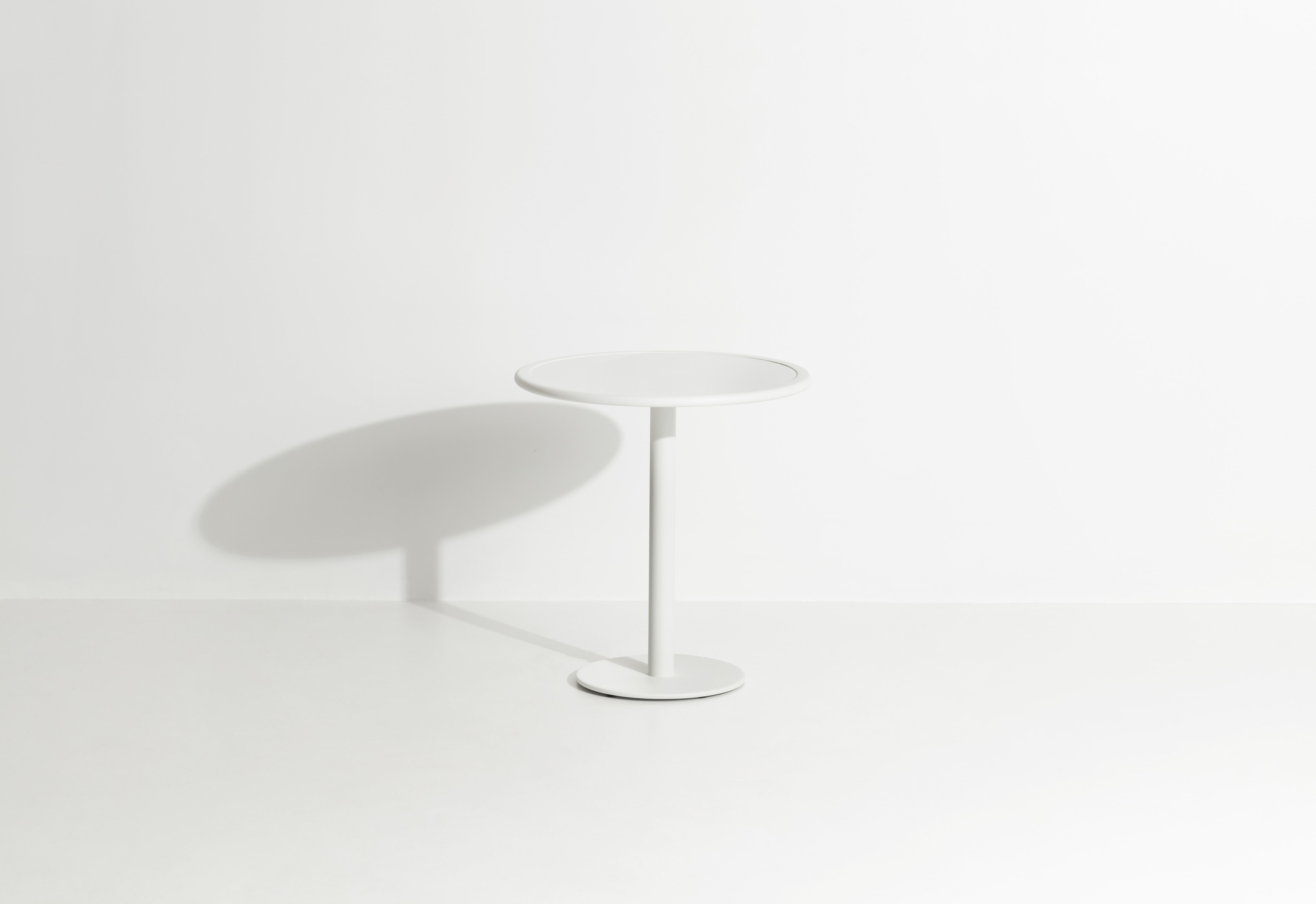 WEEK-END Round Garden Table in White