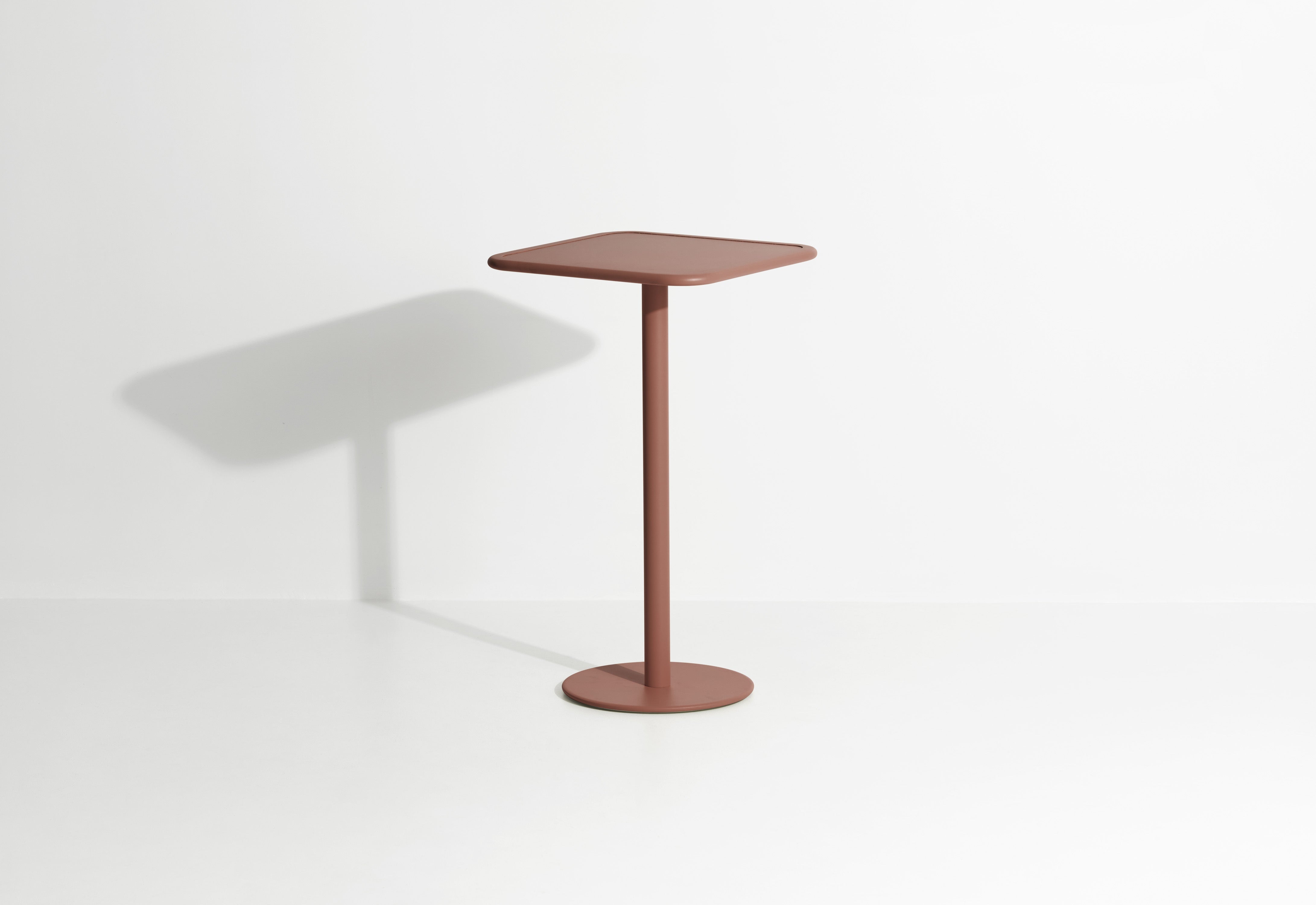 WEEK-END Square Garden Table in Terracotta