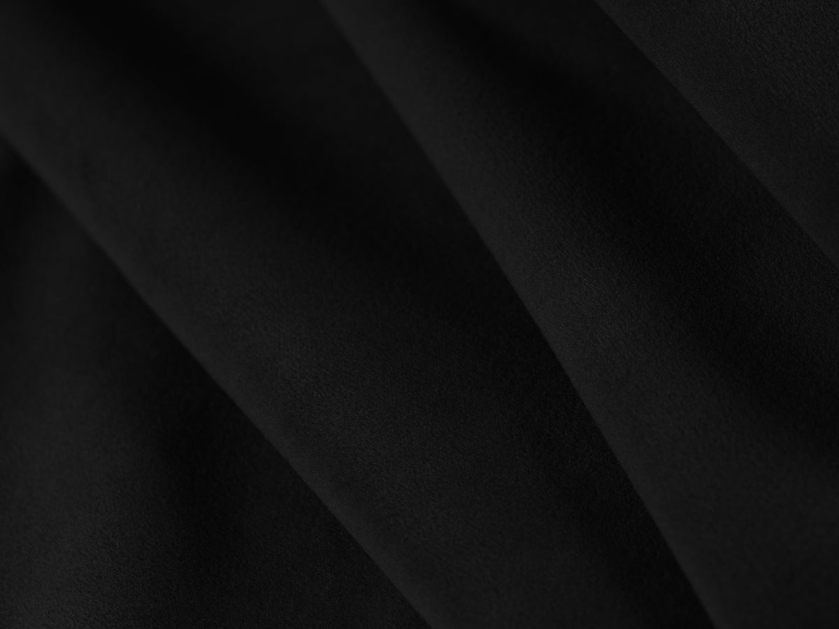Vanda Black Vanda velvet sofa