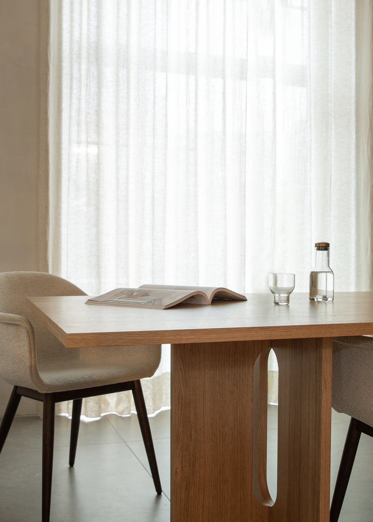ANDROGYNE table oak wood