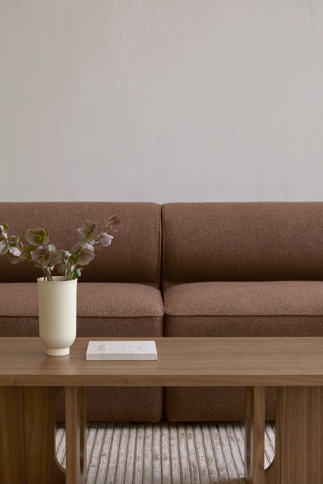 ANDROGYNE coffee table oak wood