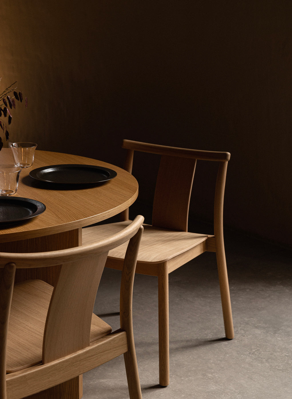 ANDROGYNE table oak wood