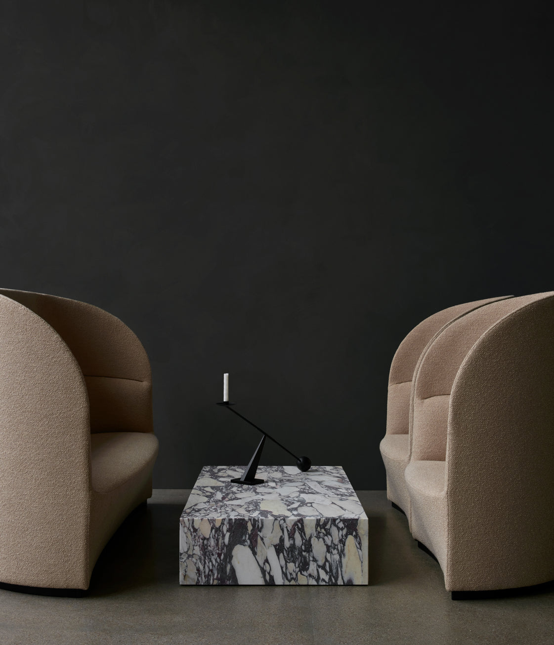 Świecznik INTERCONNECT brązowany mosiądz