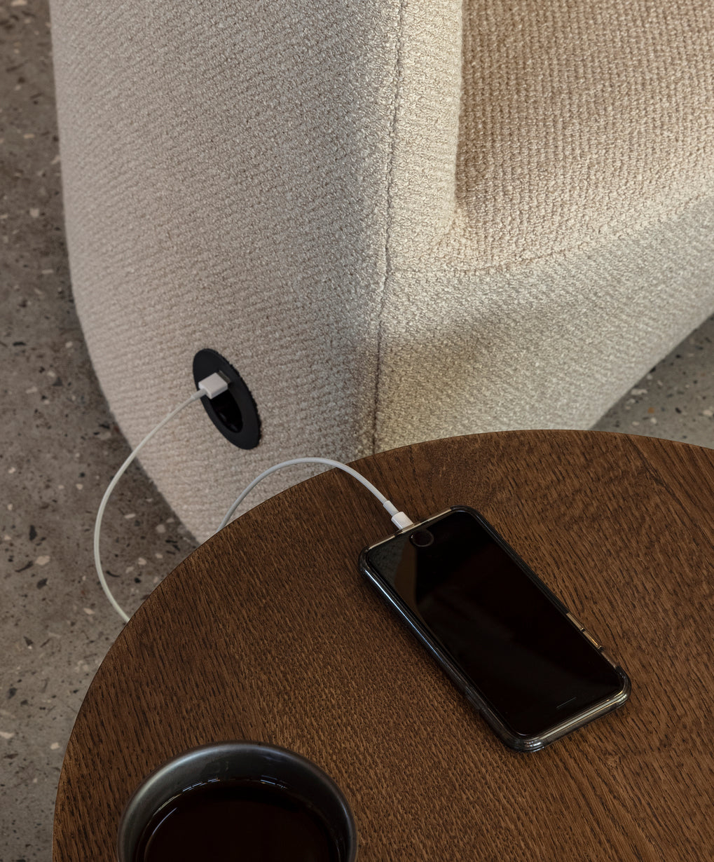 ANDROGYNE side table dark oak wood