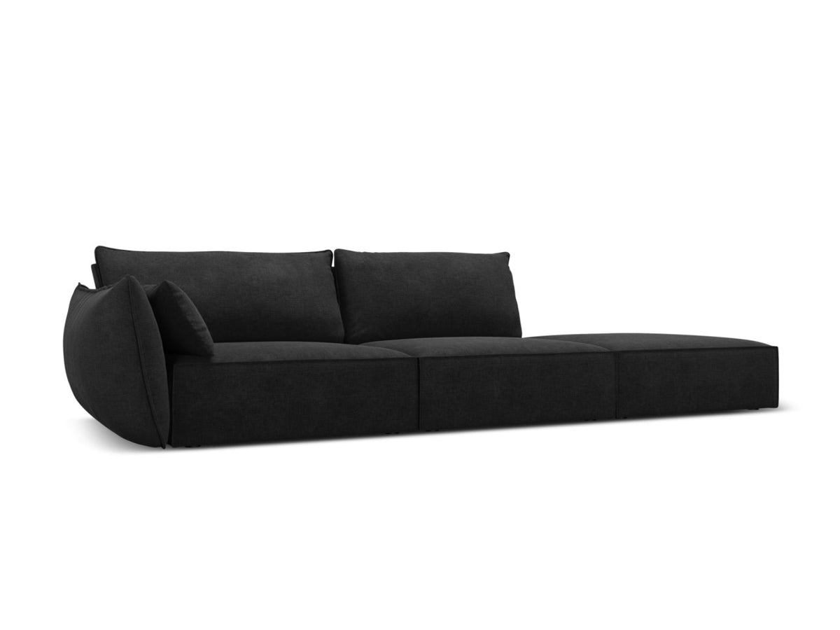 Sofa z otomaną prawostronną 4-osobowa KAELLE czarny szenil Over The Horizon – ujęcie boczne