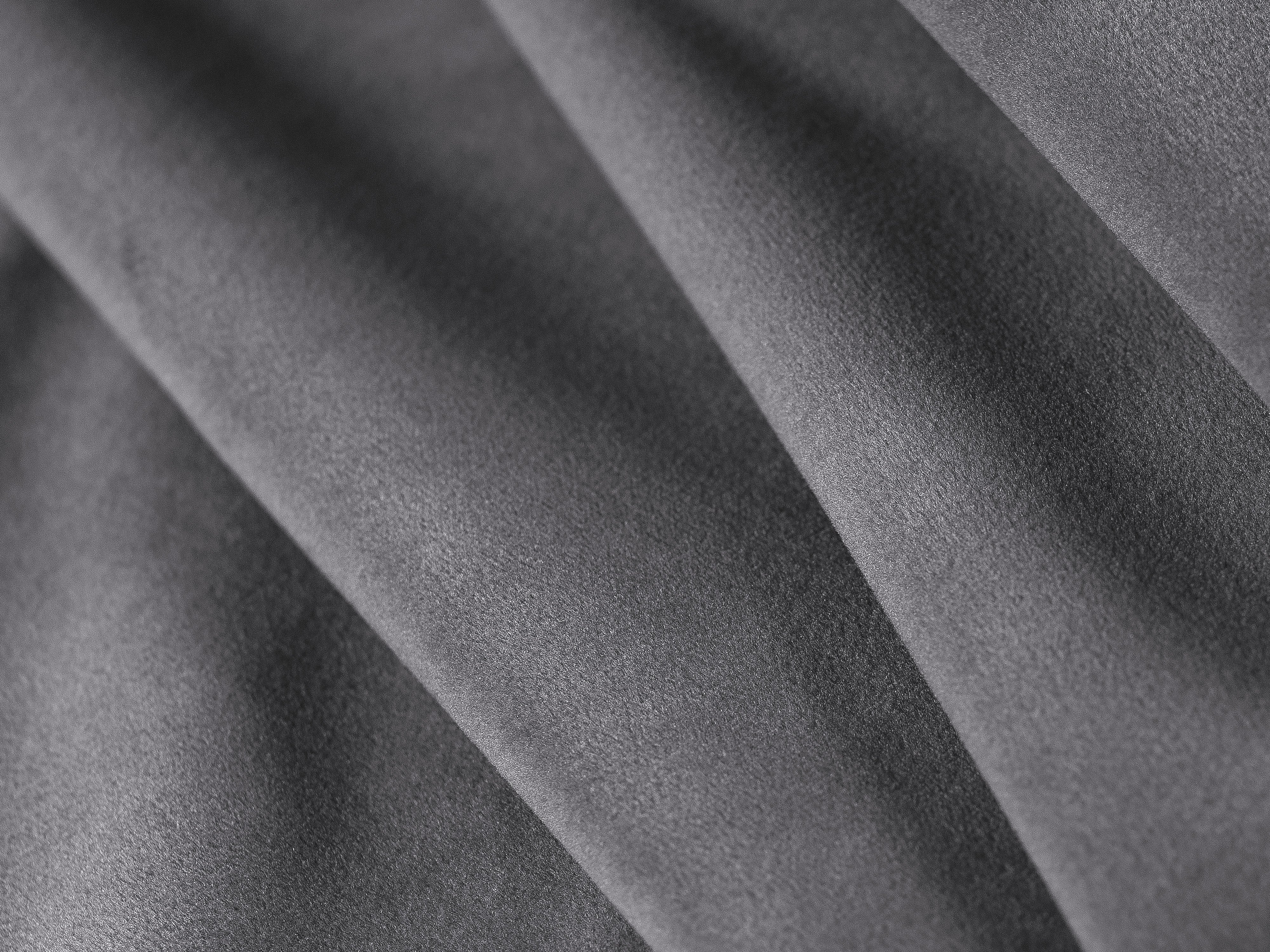 Dark gray 3-seater velvet sofa