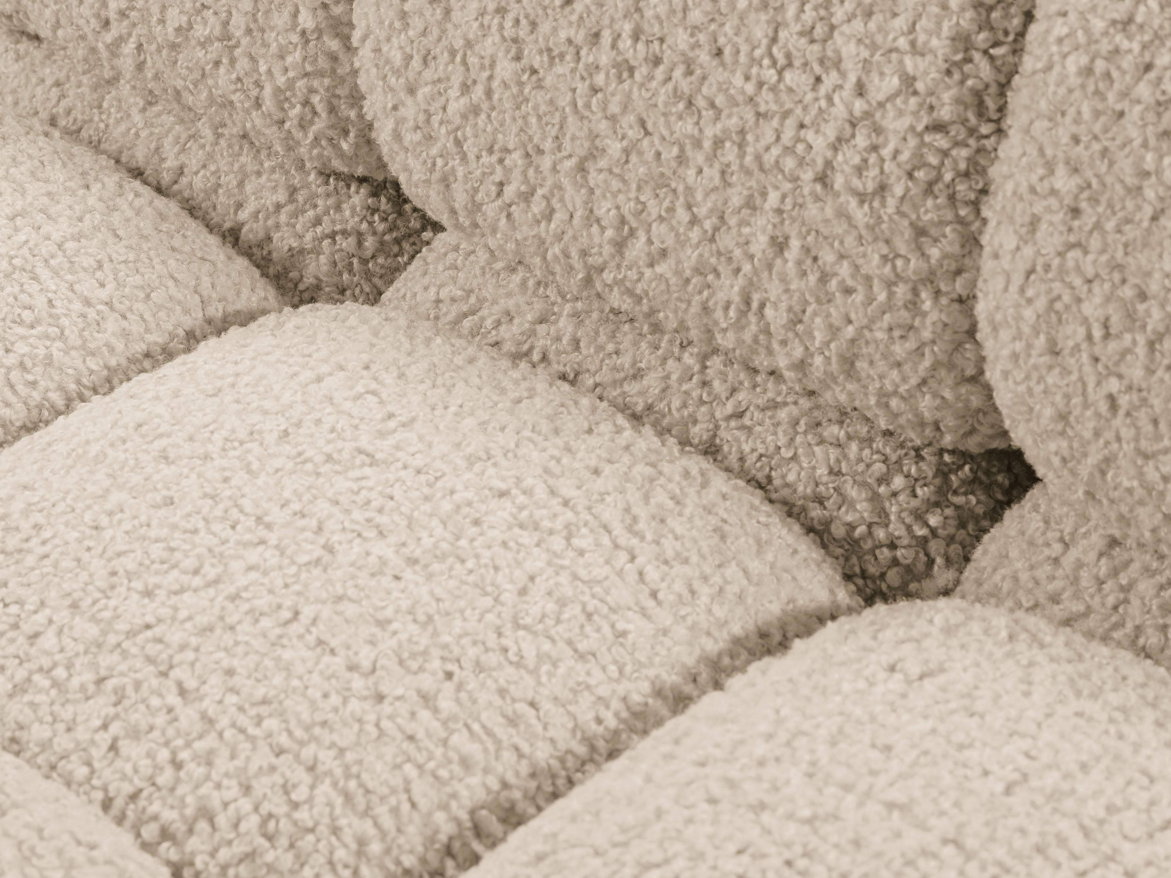 Right-facing BELLIS chaise longue in beige boucle