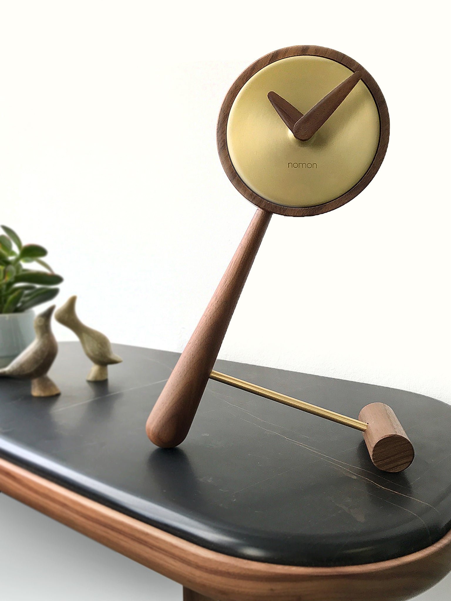 MINI PUNTERO table clock walnut wood with brass finish