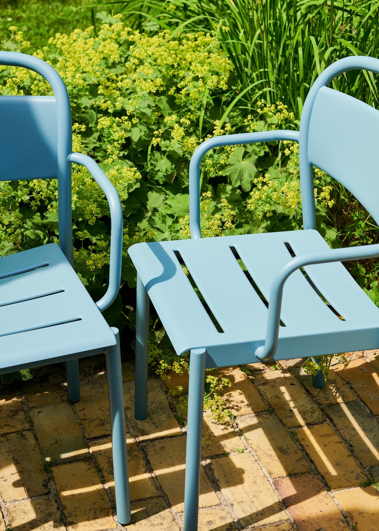 LINEAR Blue Steel Outdoor Armchair