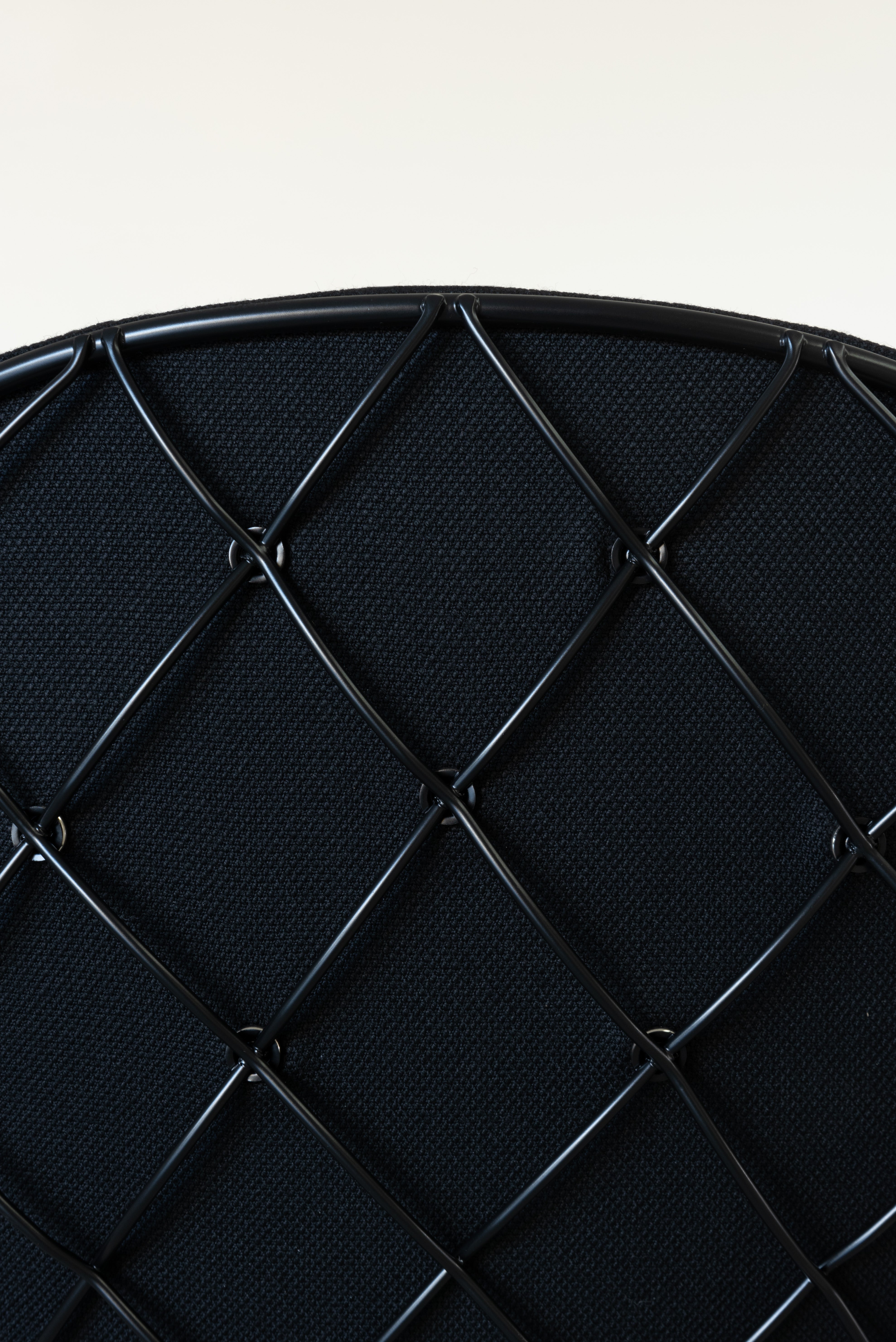 PIÑA chair white leather with ash base
