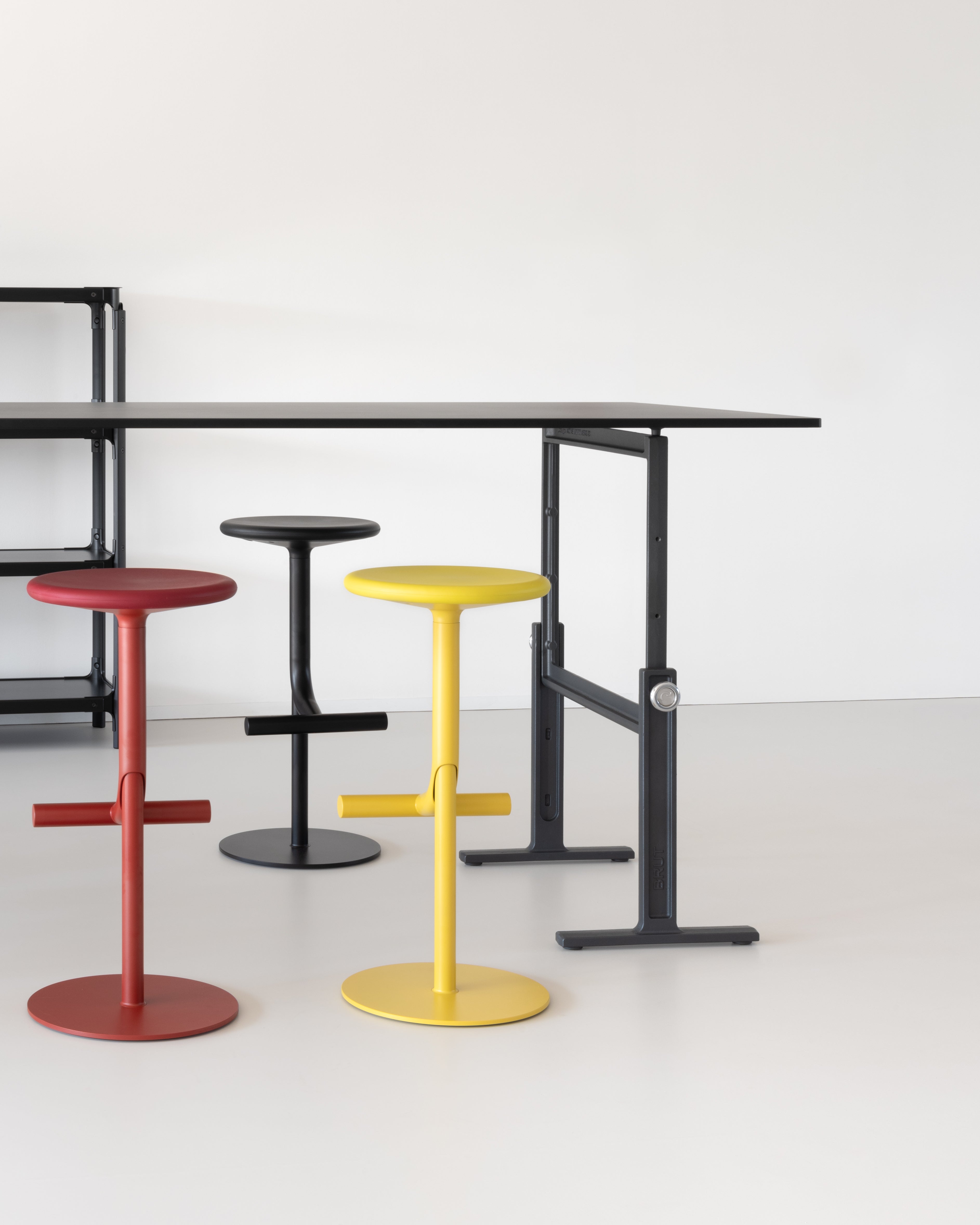 Drehhocker TIBU schwarz