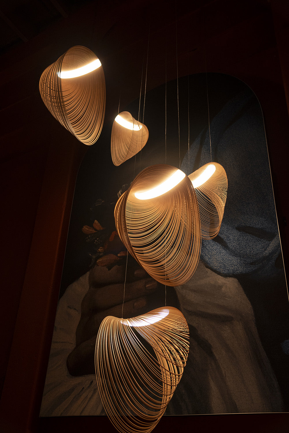 ILLAN pendant lamp wooden shade