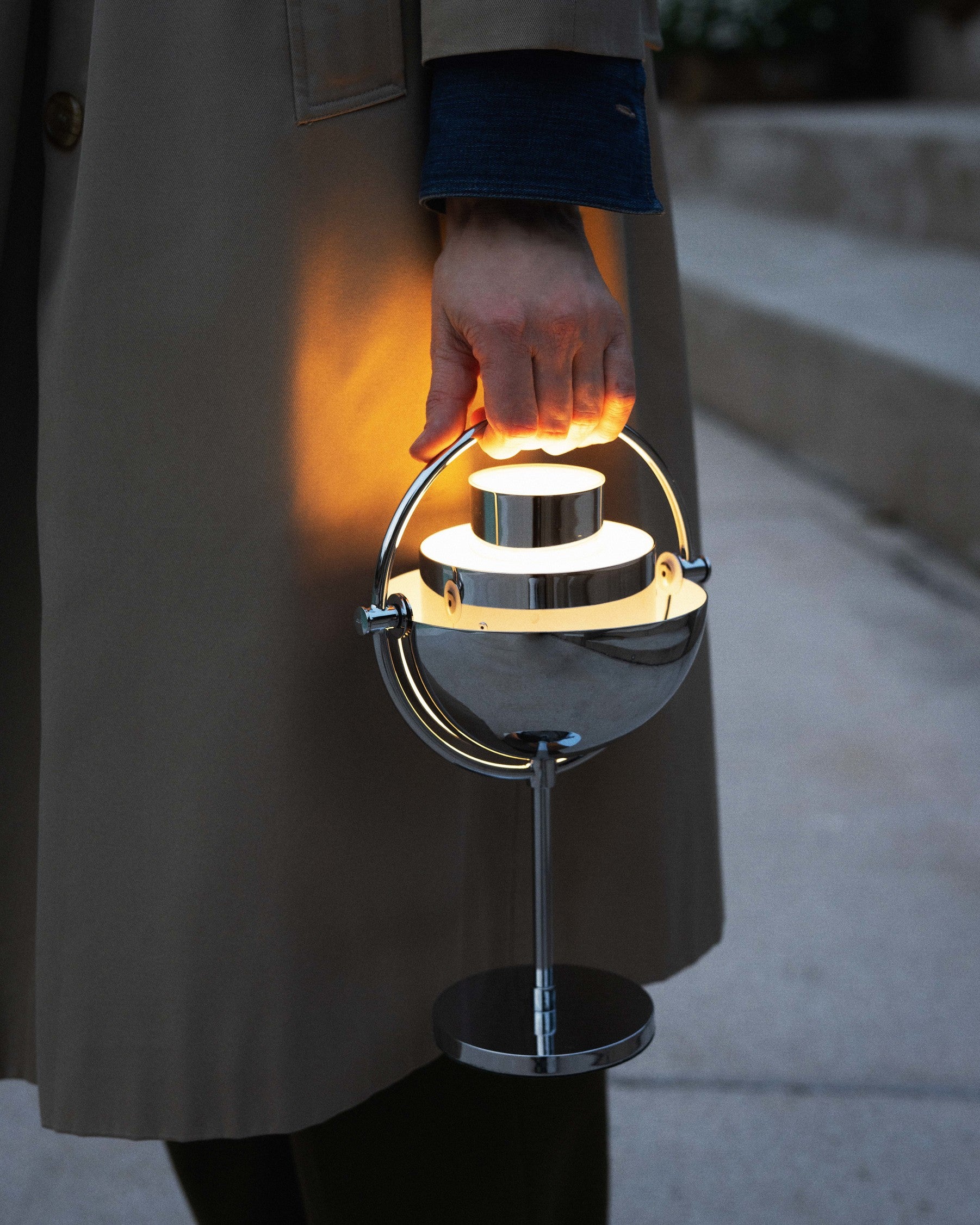 MULTI-LITE portable lamp black