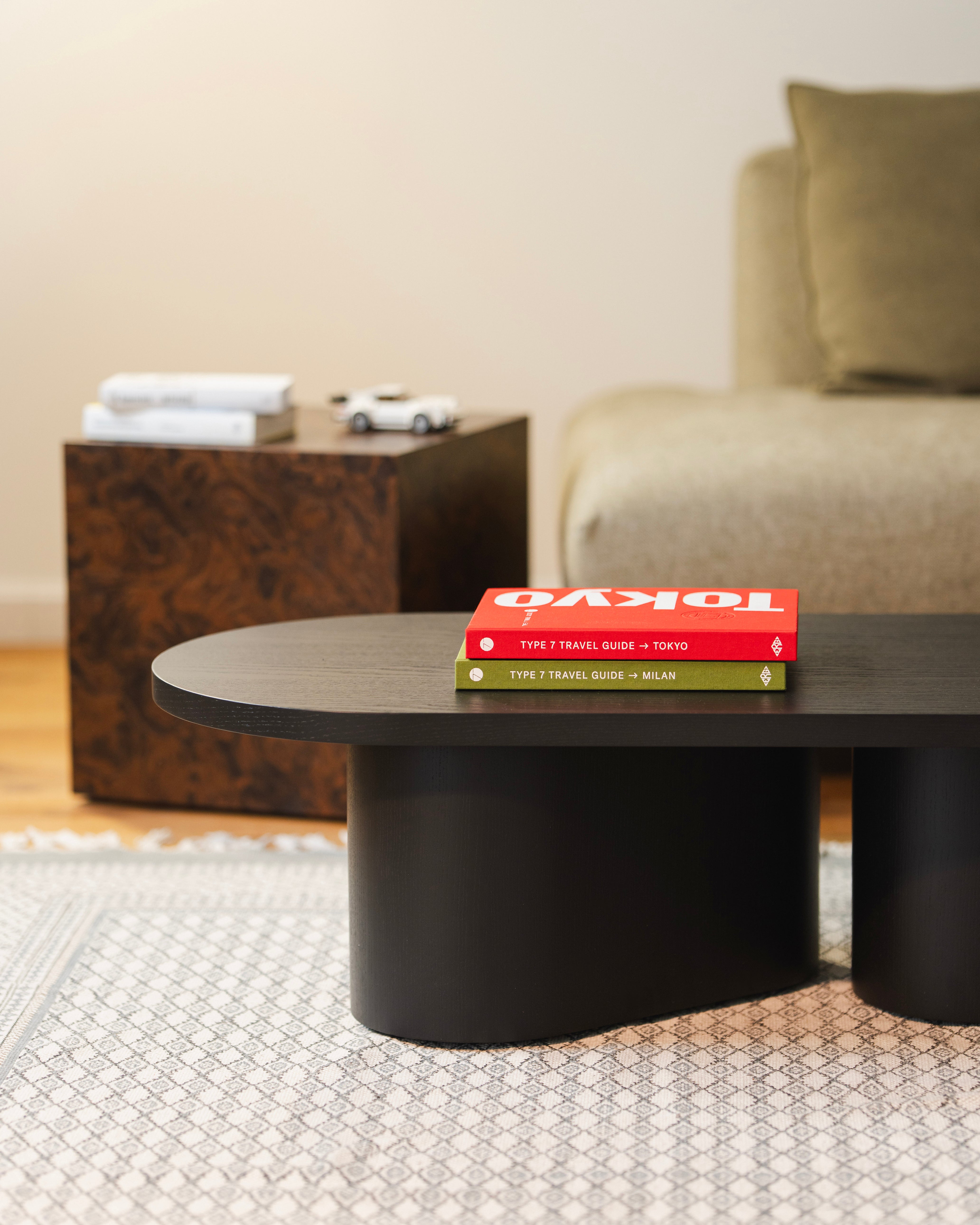 NAL Coffee Table Raven Black