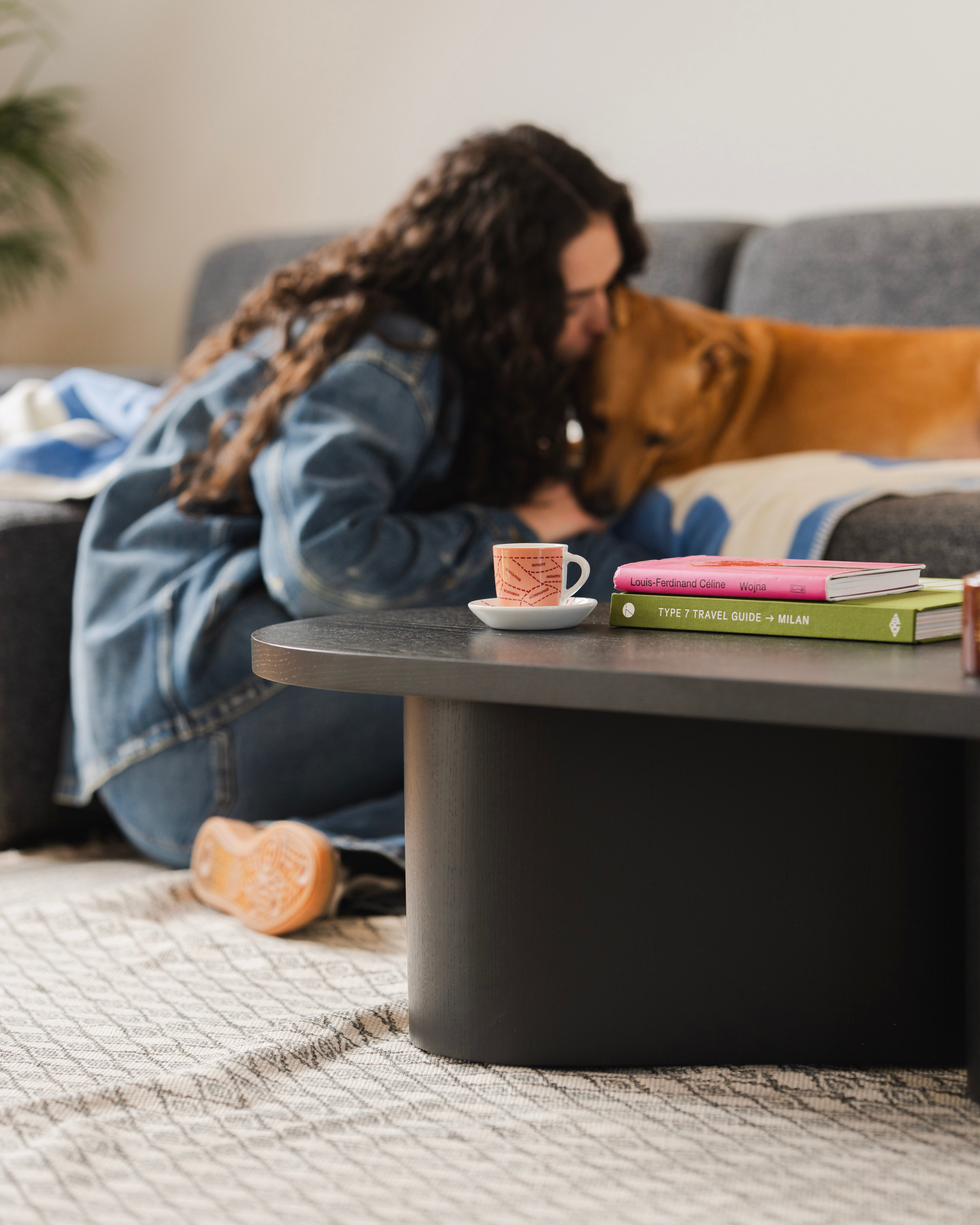 NAL Coffee Table Raven Black