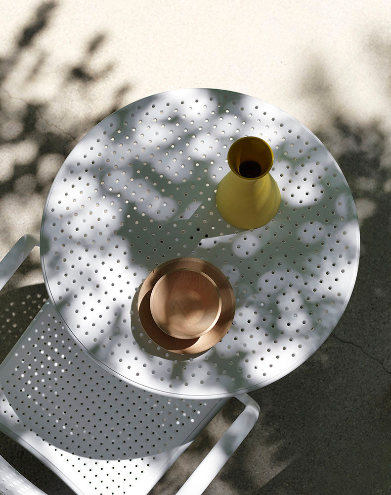 Outdoor chair with armrests BORA agave green