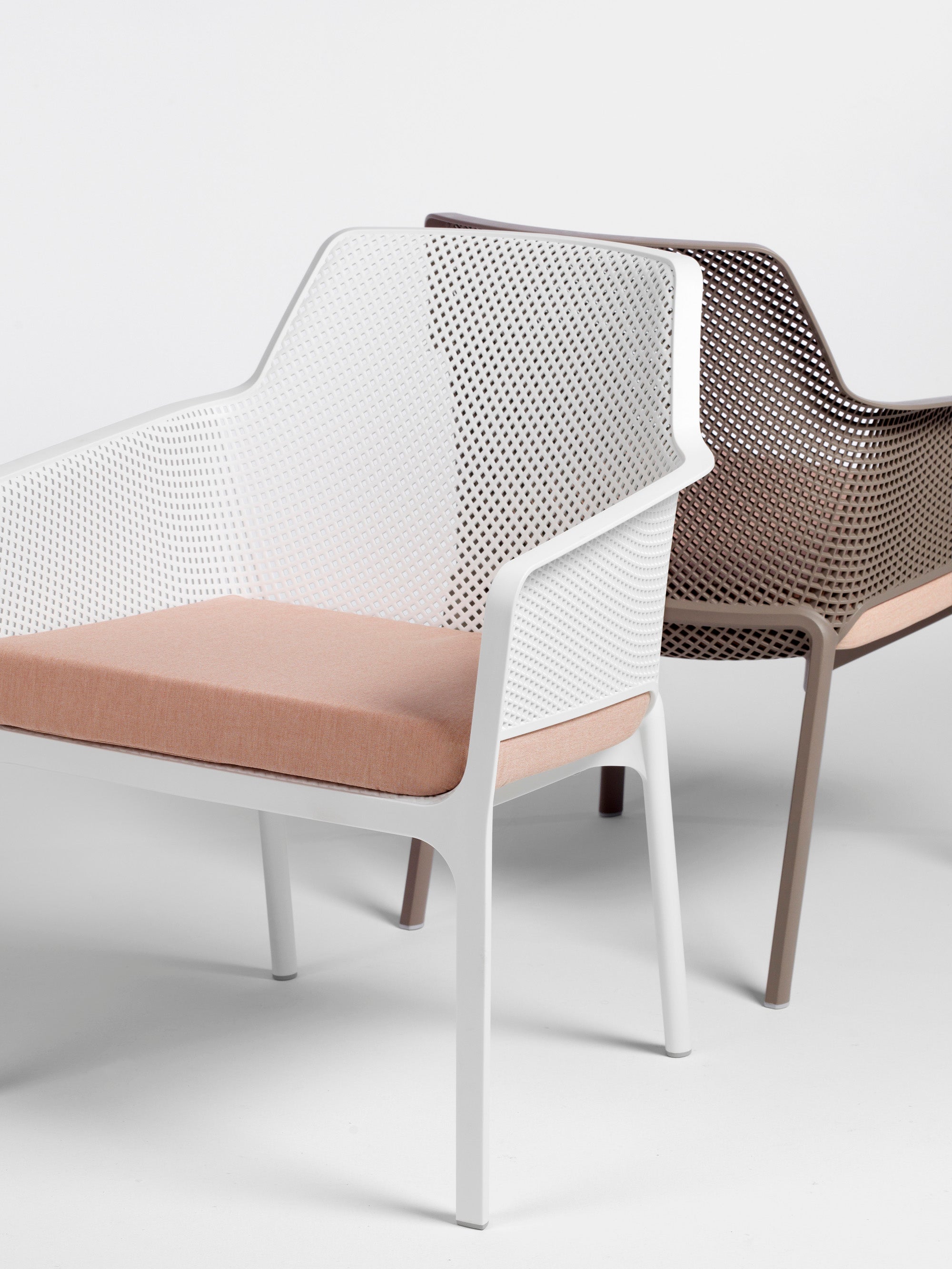 NET RELAX outdoor armchair white