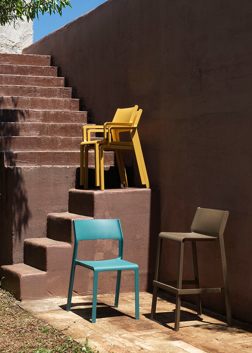 Outdoor chair with armrests TRILL taupe