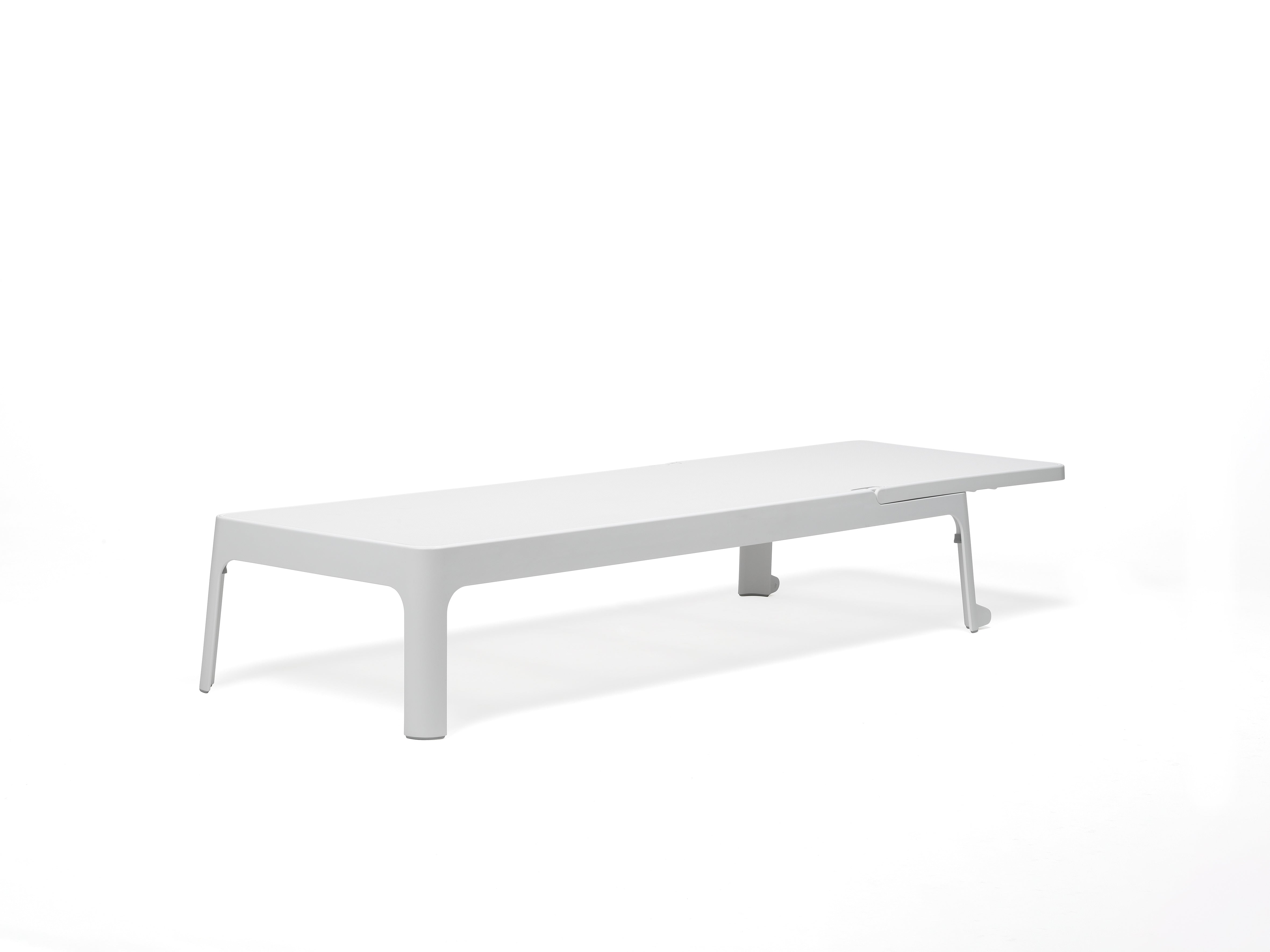 White PLANO Outdoor Lounger