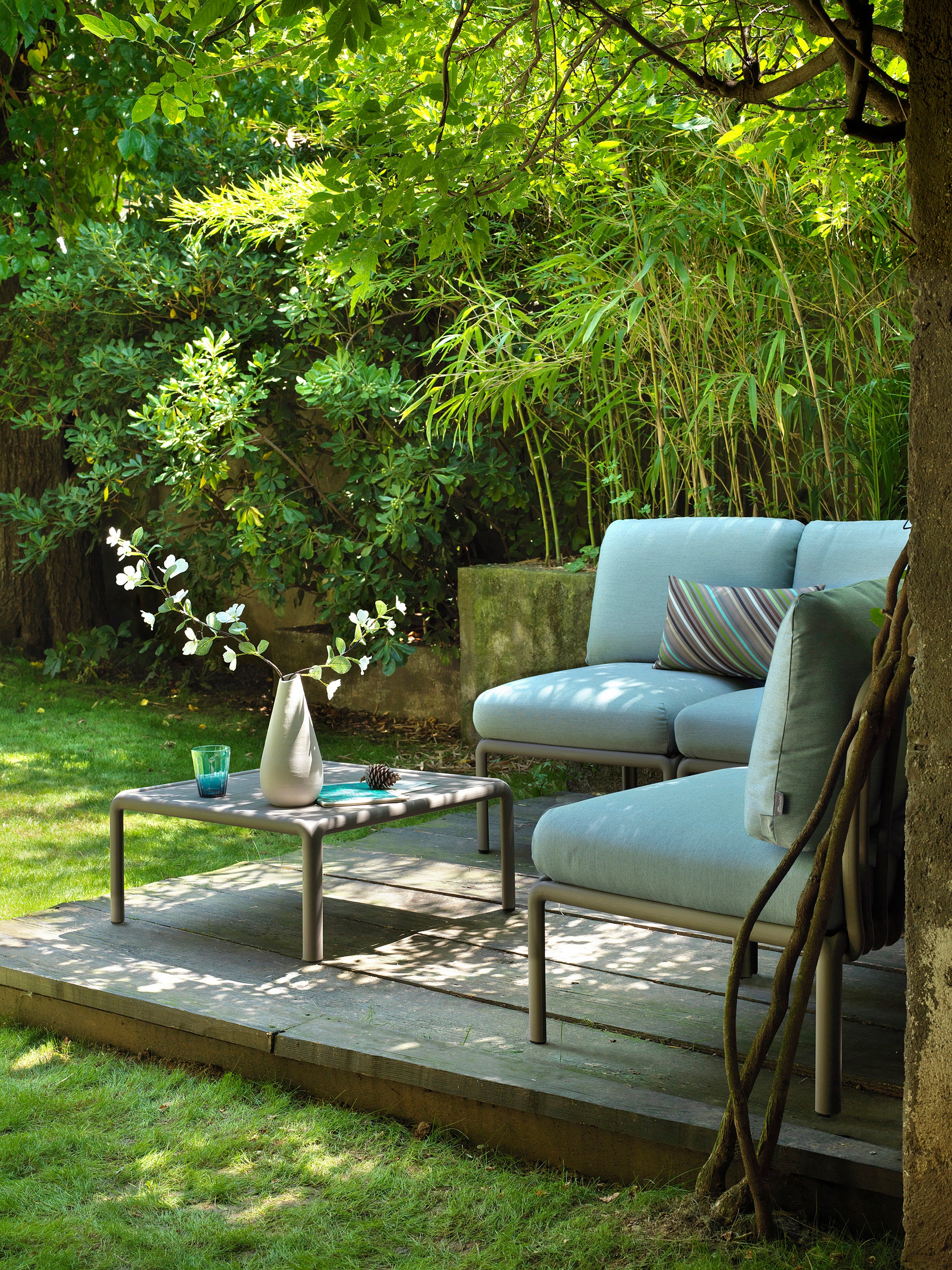 Modular Outdoor Corner Sofa KOMODO 5 – TECH PANAMA Beige with Taupe Base