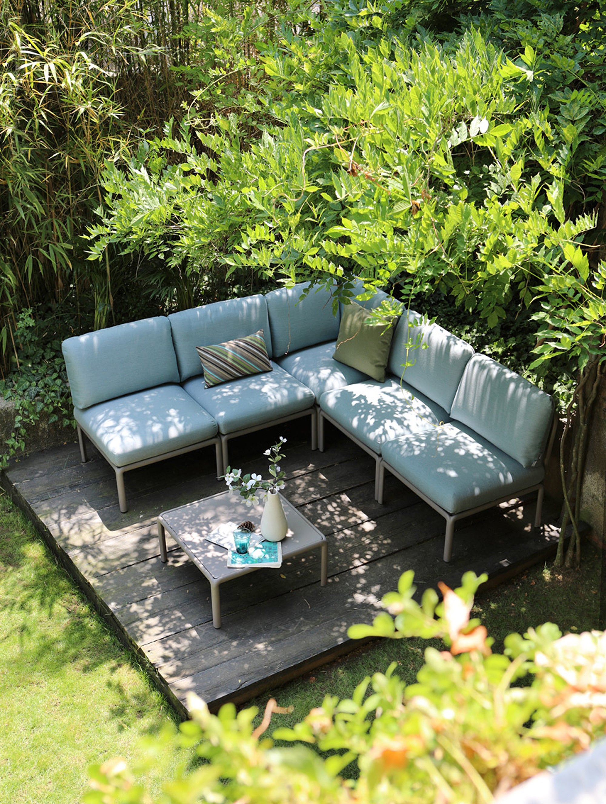 Modular Outdoor Corner Sofa KOMODO 5 – TECH PANAMA Beige with Taupe Base