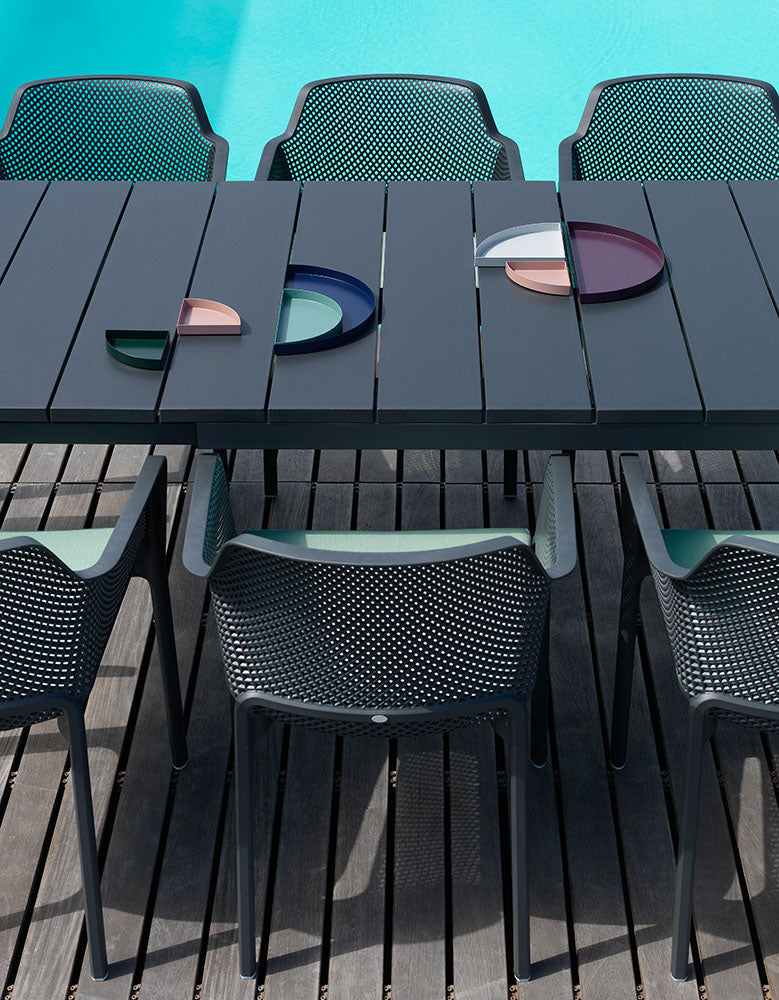 RIO white extendable outdoor table