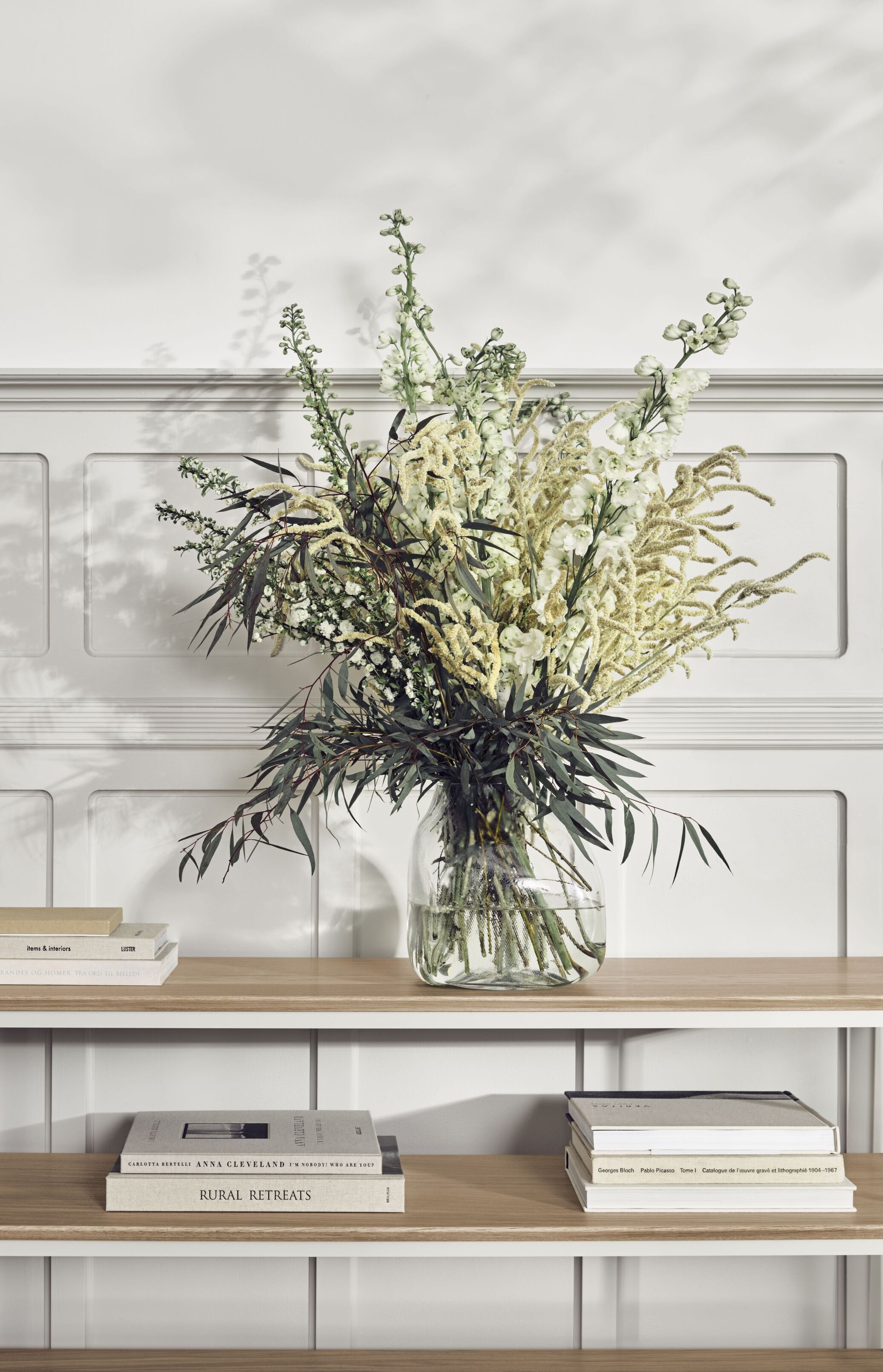 Bronco glass vase