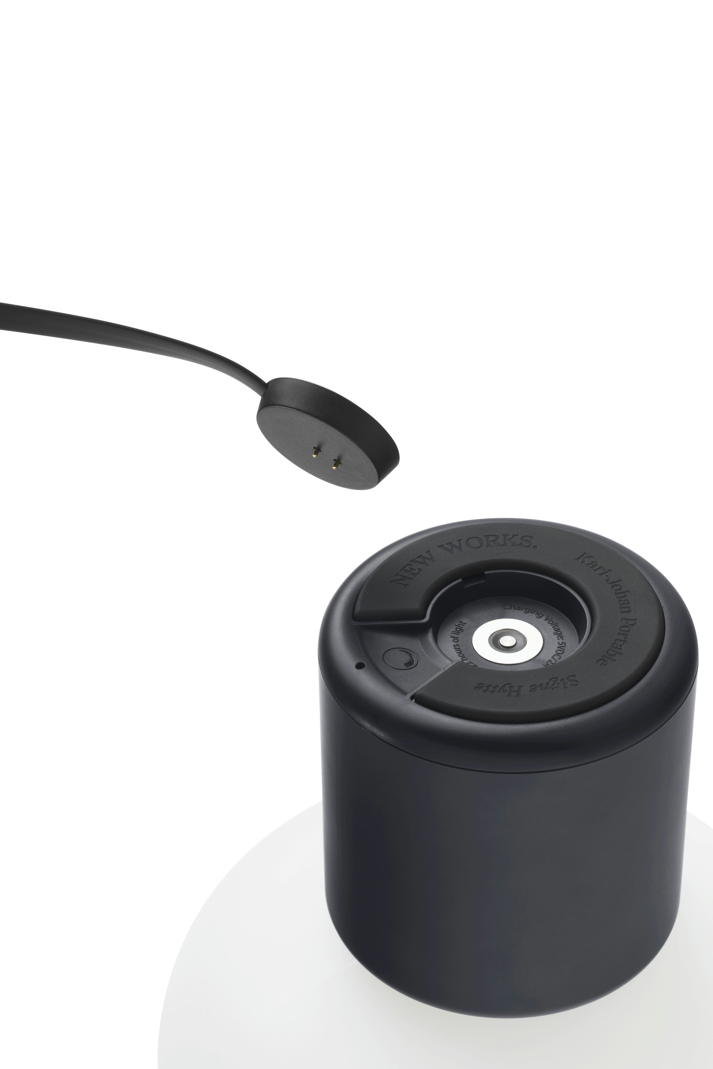 Karl-Johan schwarze tragbare Lampe