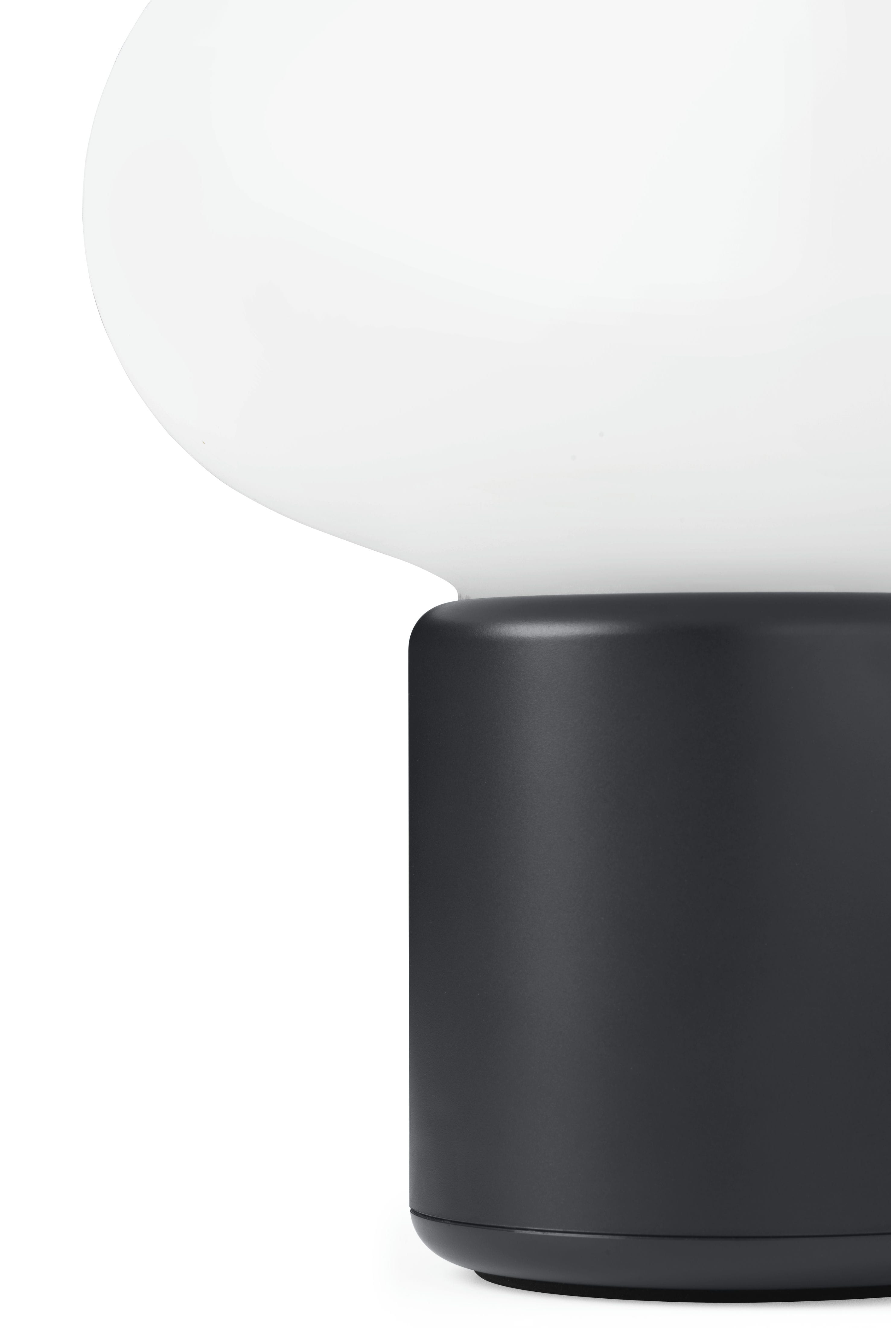 Karl-Johan schwarze tragbare Lampe