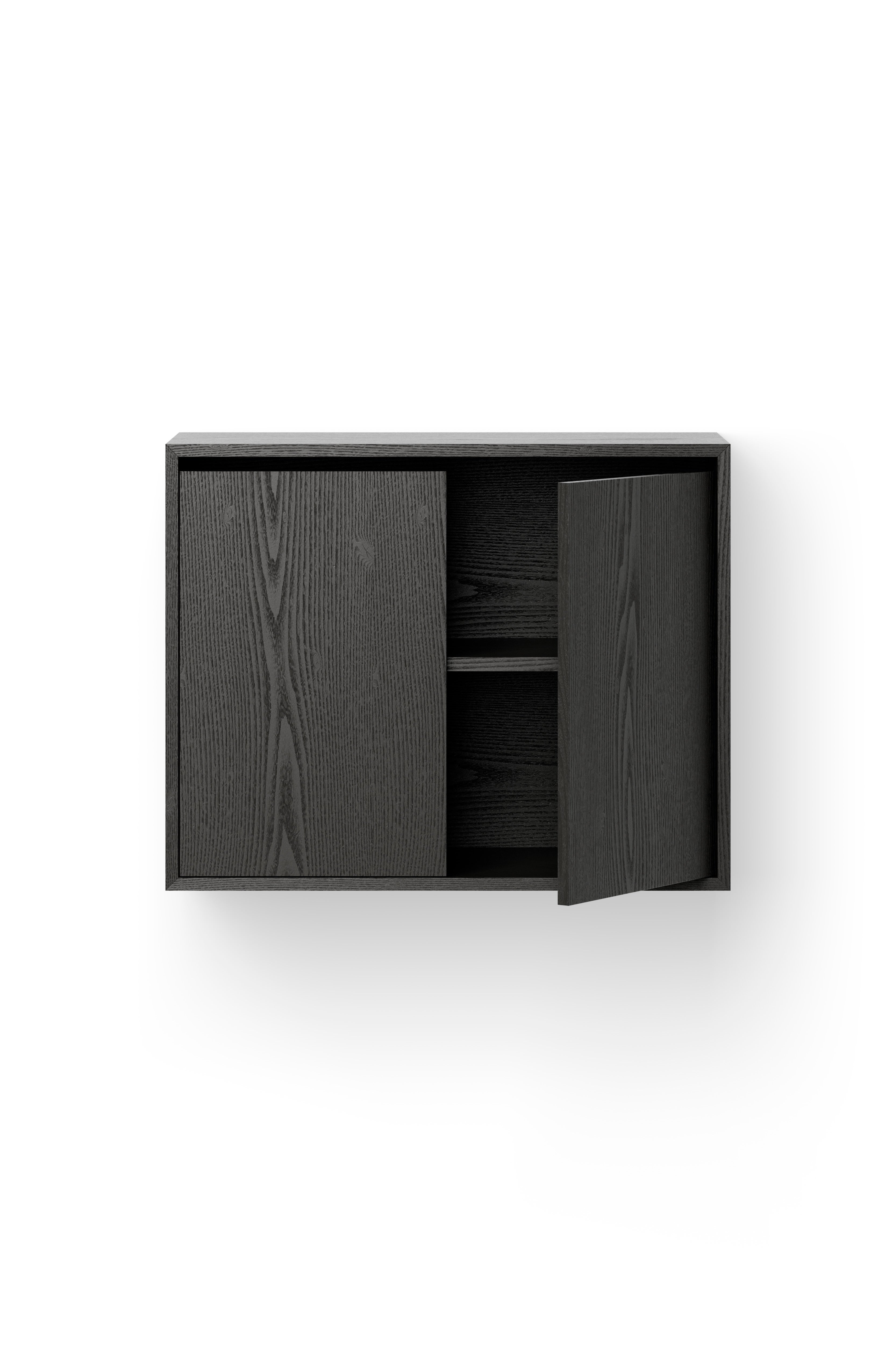 Hängeschrank mit neuen Arbeitstür schwarzen Aschefurnier