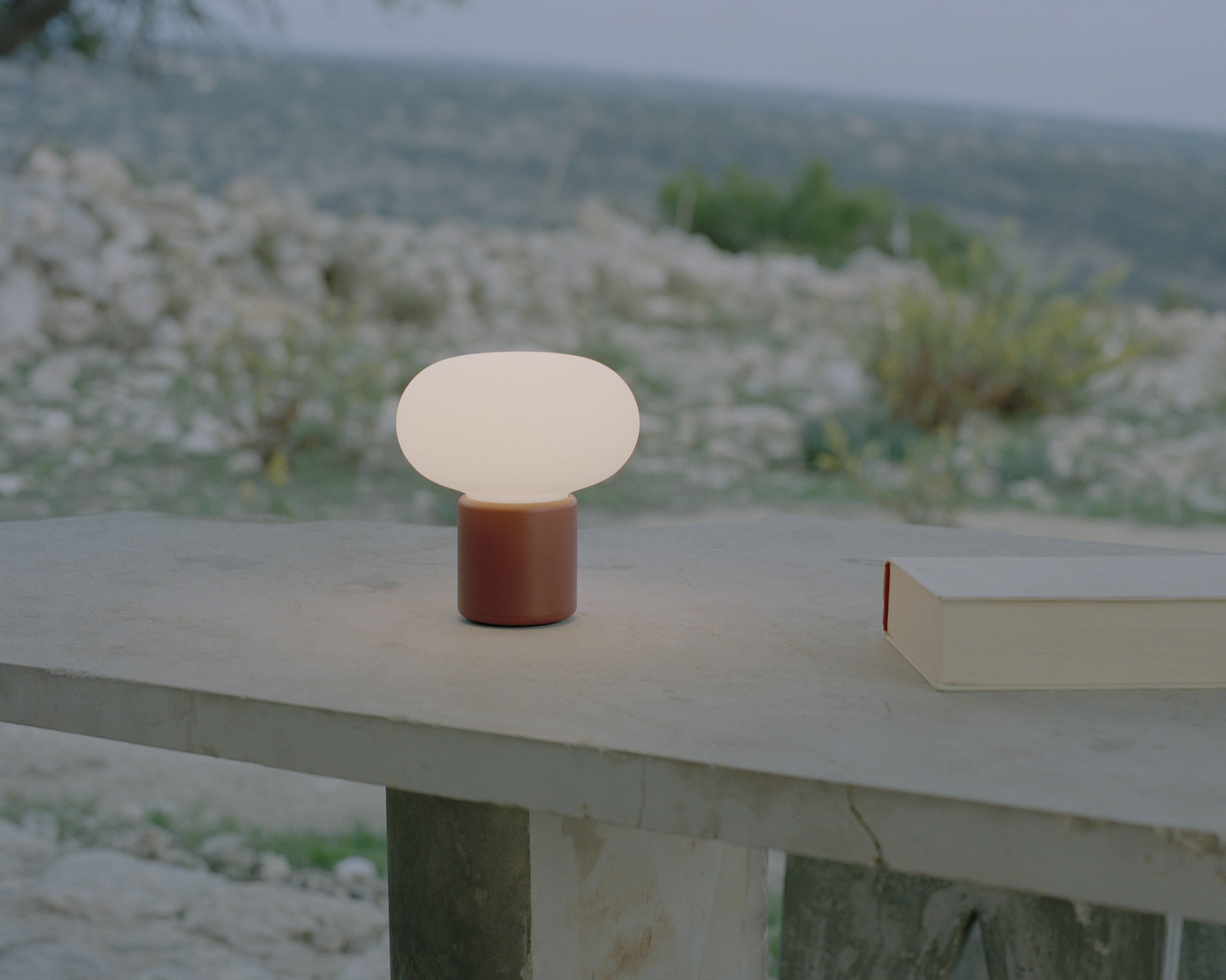 Karl-Johan tragbare Lampe rot