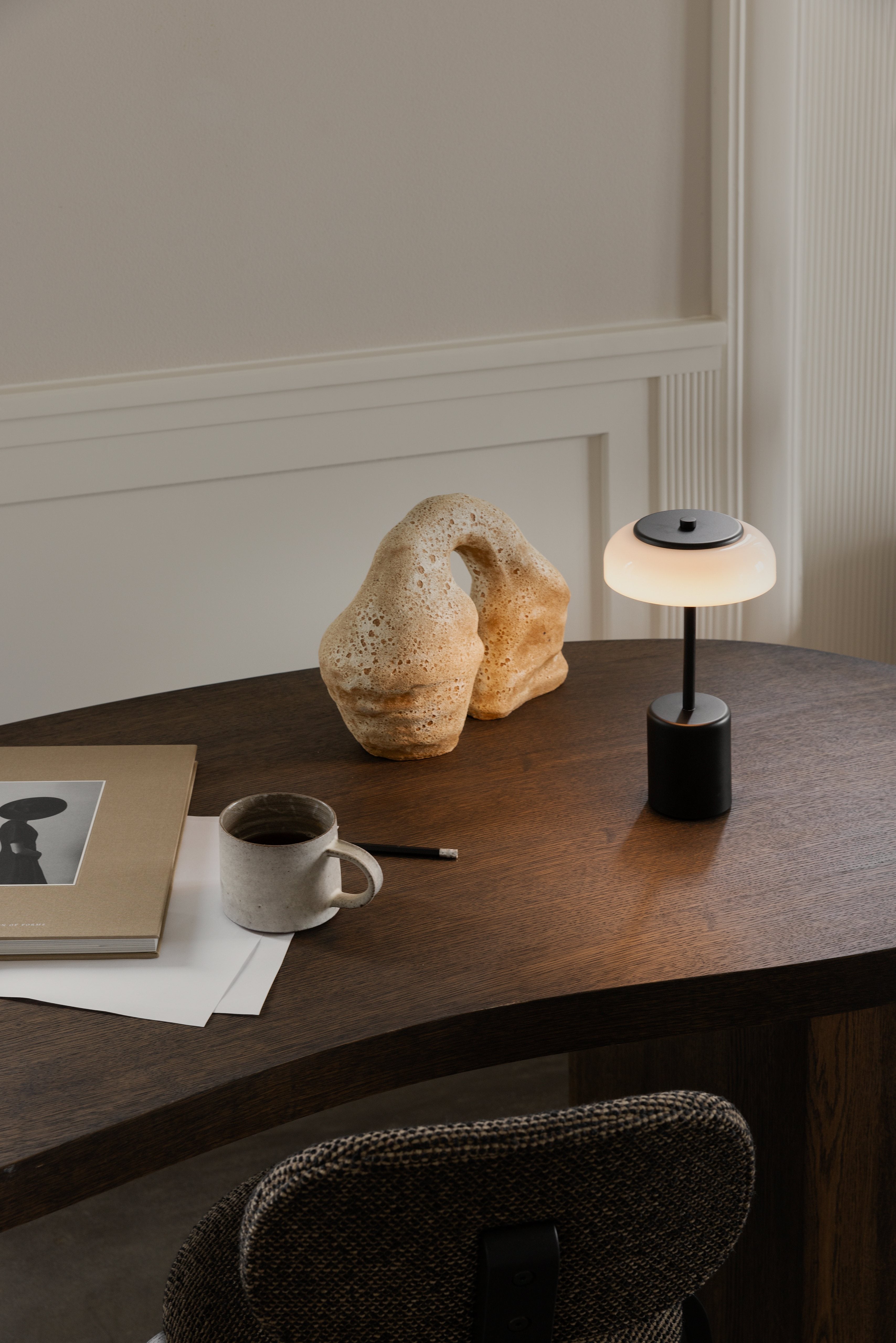 Portable Lamp BLOSSI black with opal glass